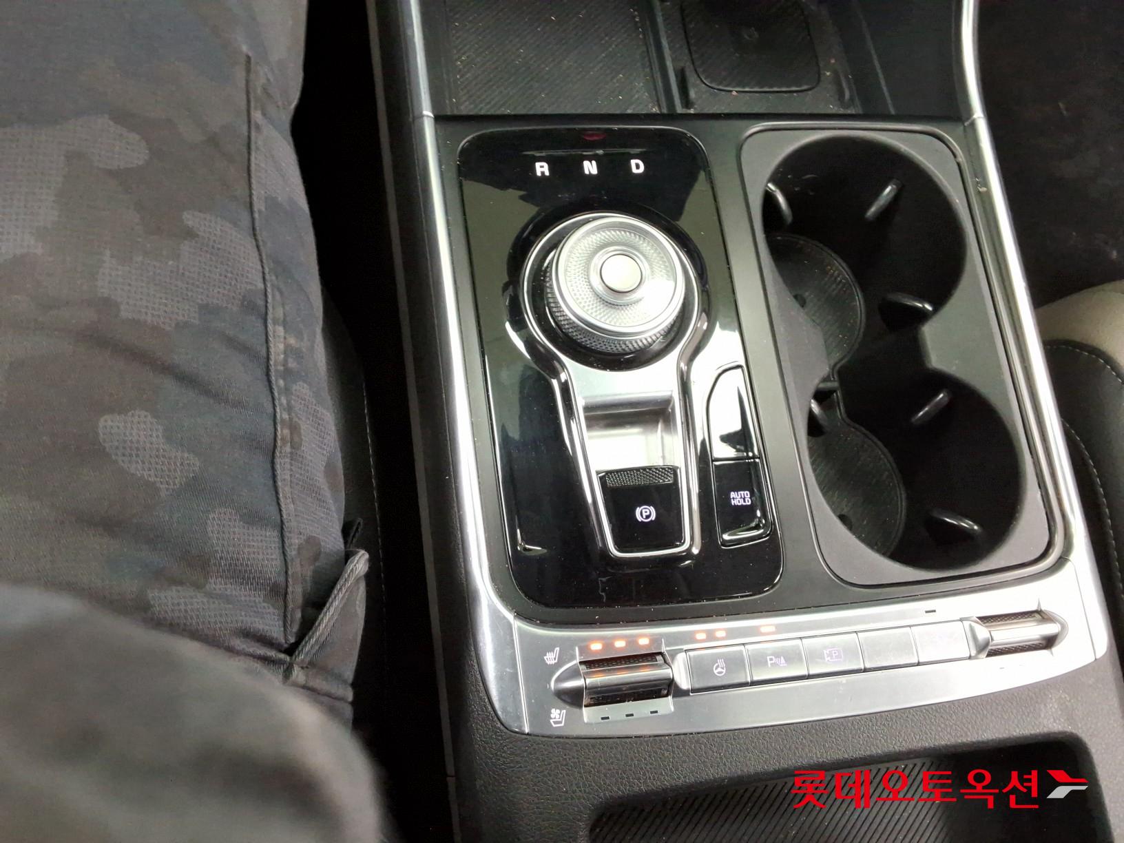 Kia Carnival Hybrid id 3633641 из Кореи 32