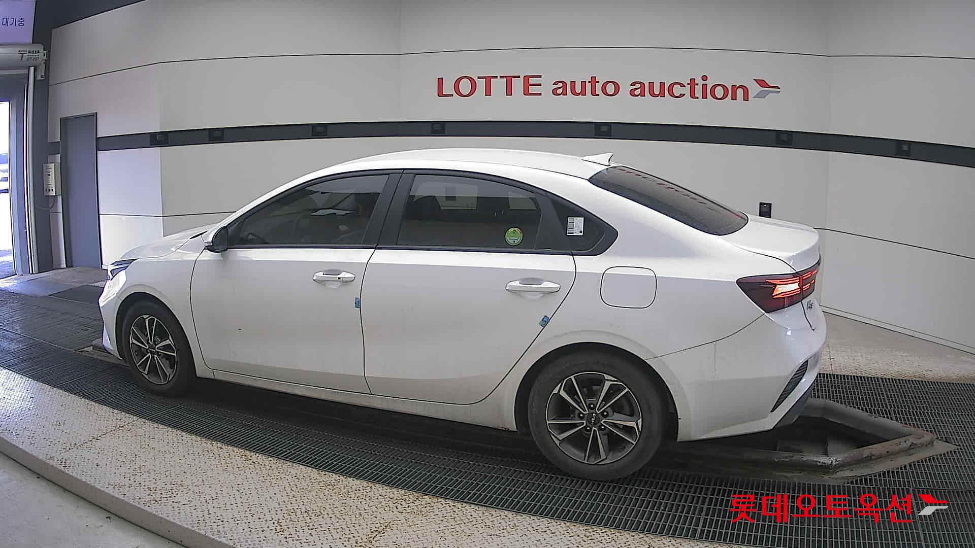 Kia K3 id 3628824 из Кореи 11