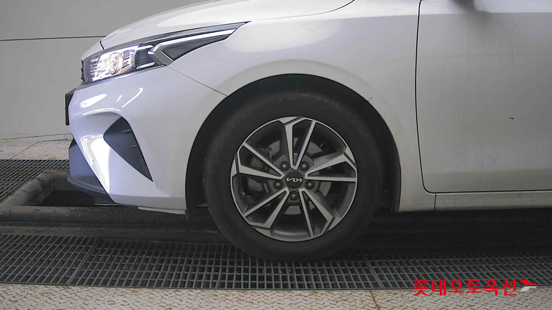 Kia K3 id 3628824 из Кореи 21