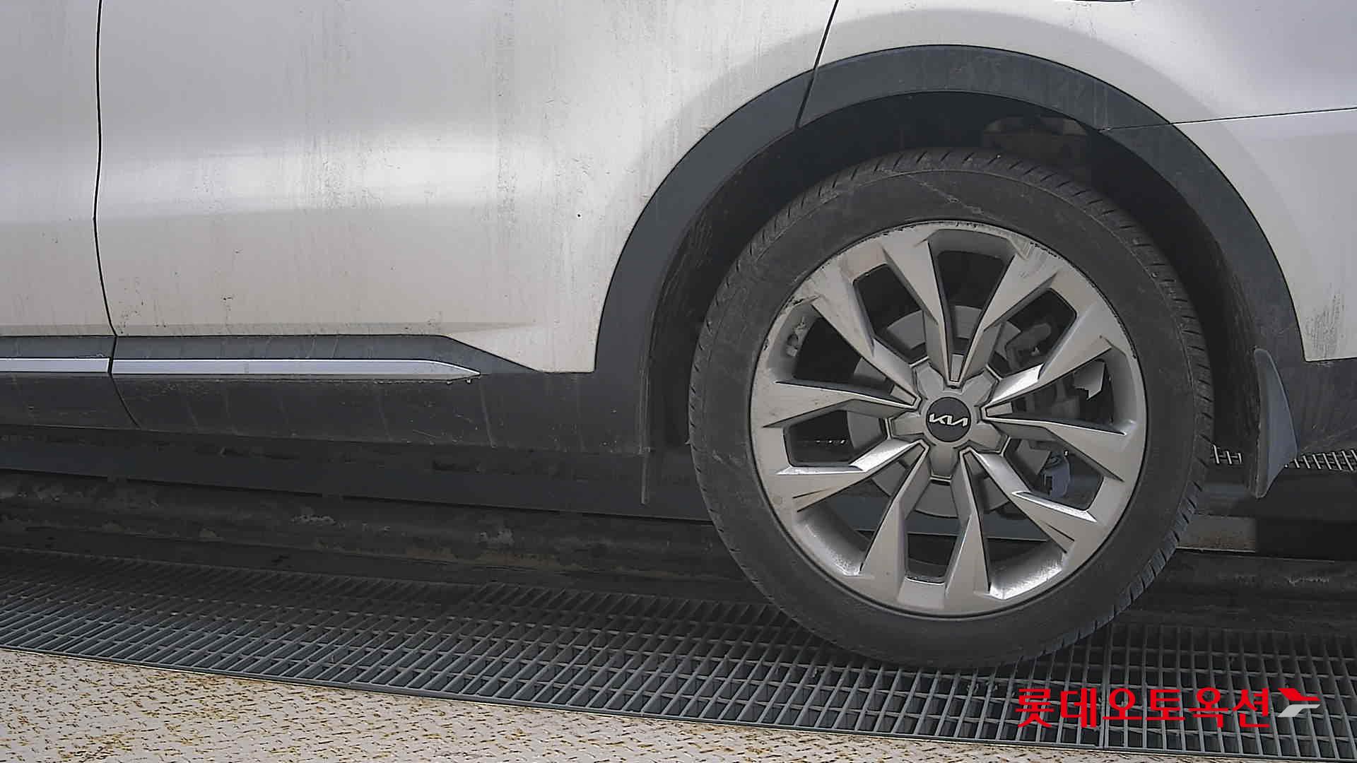 Kia Sorento id 3633639 из Кореи 22