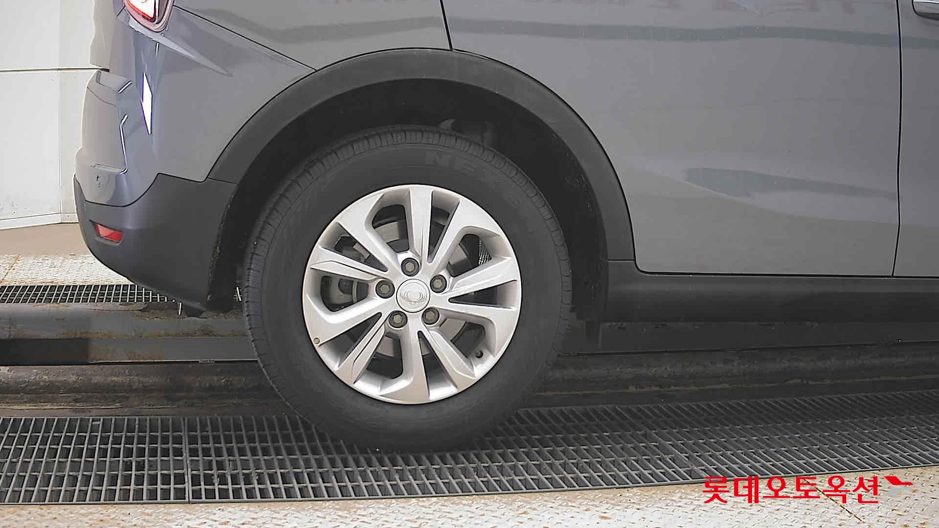 SsangYong Tivoli id 3628868 из Кореи 24