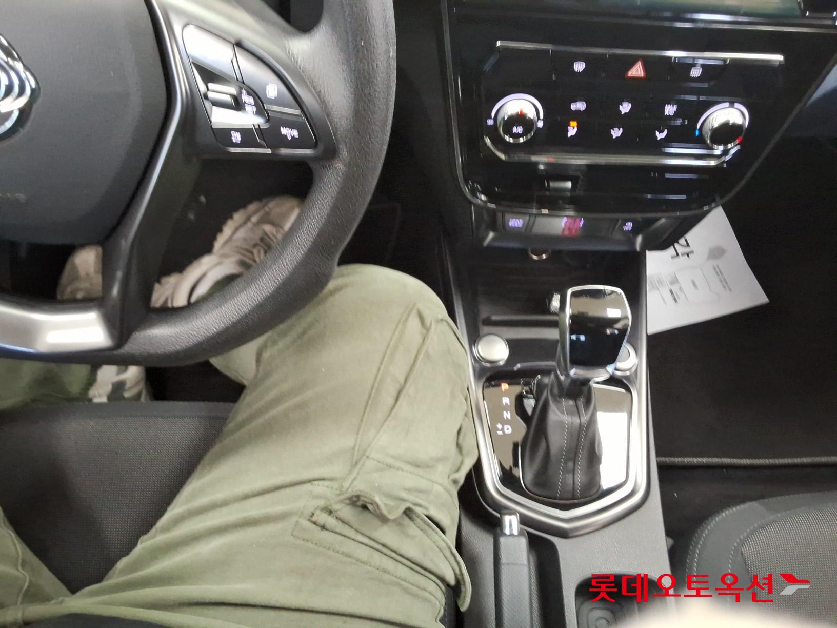 SsangYong Tivoli id 3628868 из Кореи 32