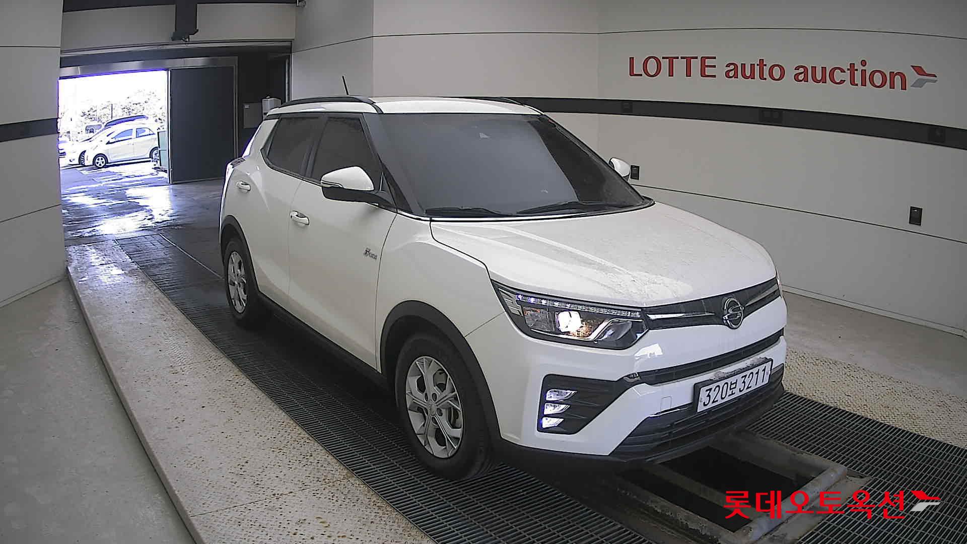 SsangYong Tivoli 2022 Grand White из Кореи, фото 2