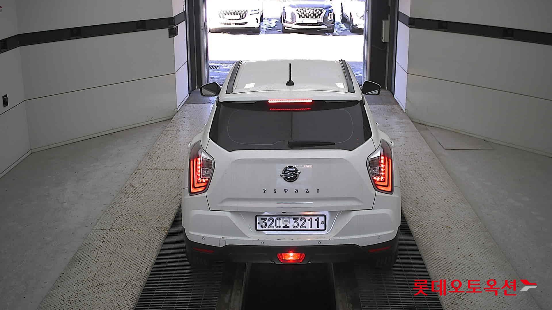 SsangYong Tivoli 2022 Grand White из Кореи, фото 5