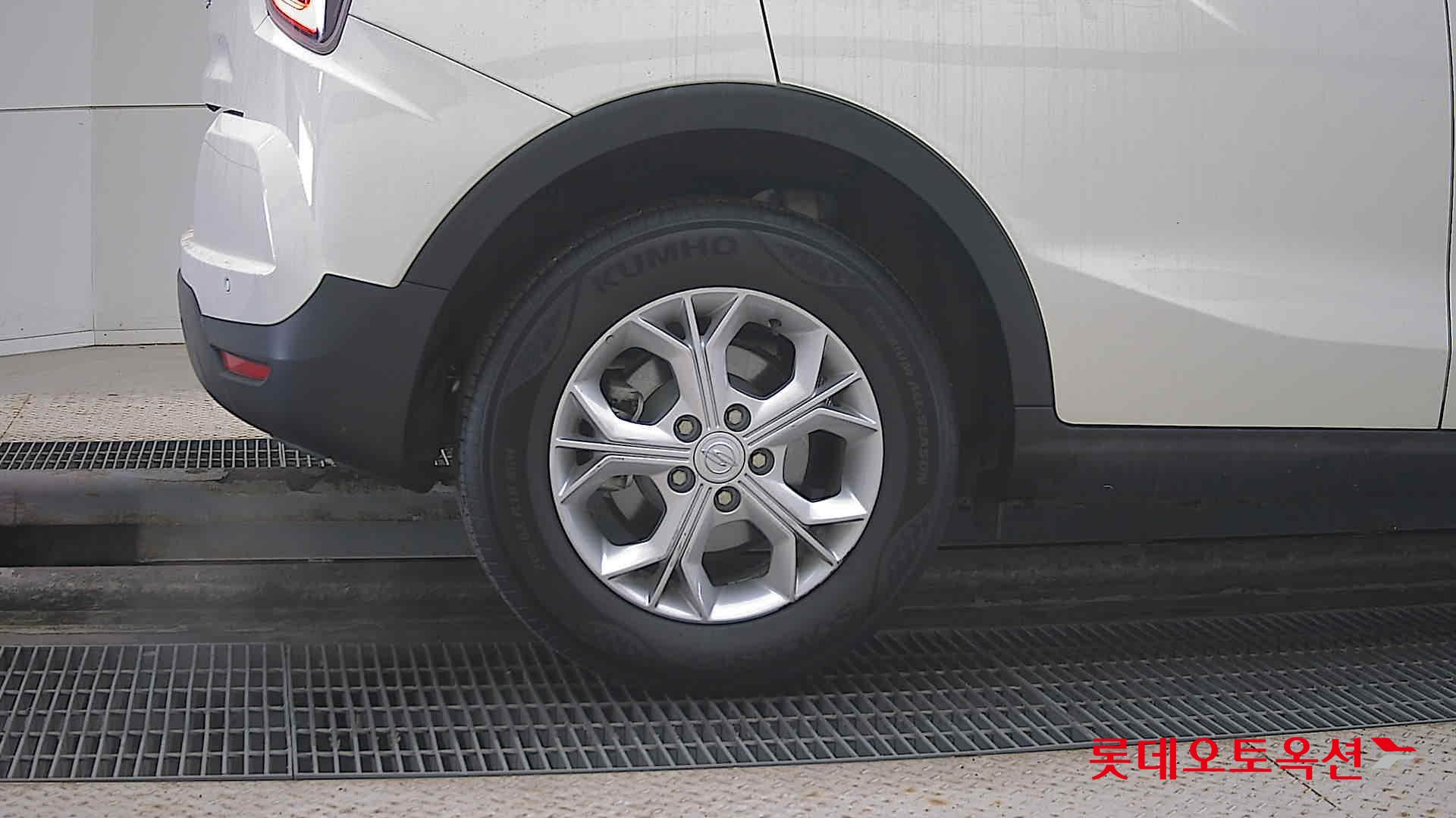 SsangYong Tivoli id 3628874 из Кореи 24