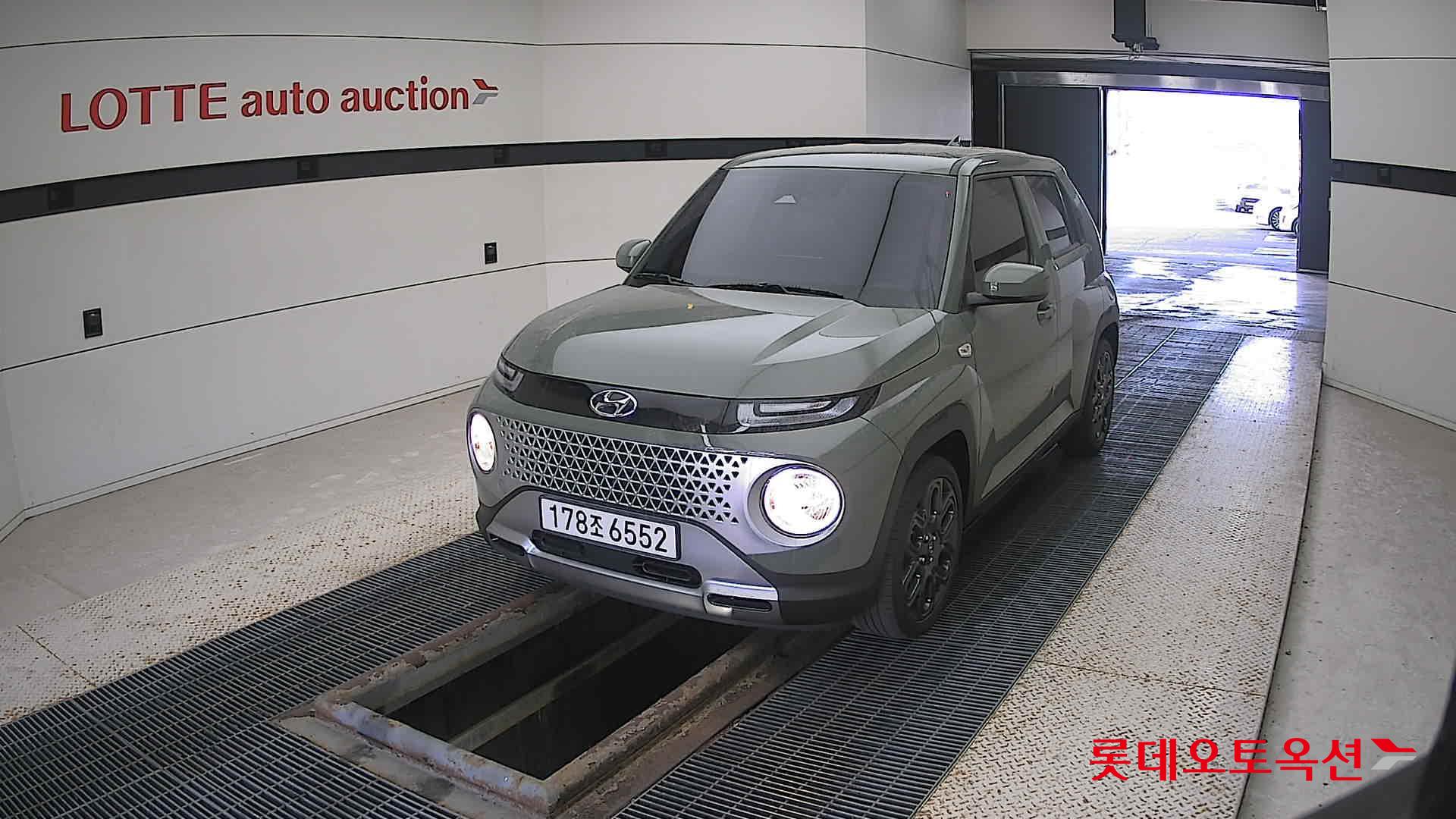 Hyundai Casper 2023 Tomboy Khaki из Кореи