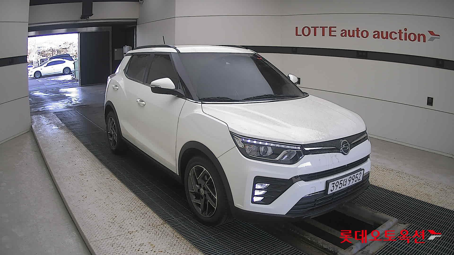 SsangYong Tivoli 2022 Grand White из Кореи, фото 2
