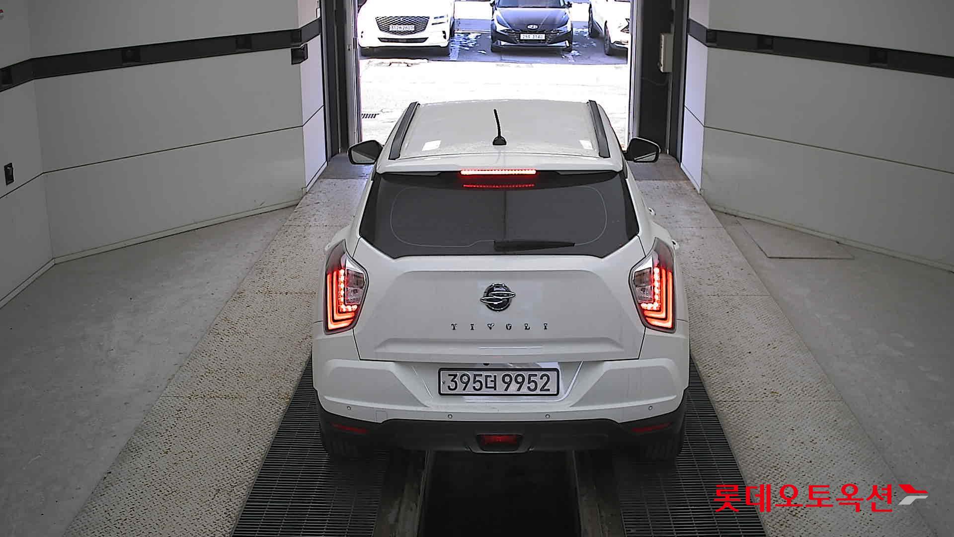 SsangYong Tivoli 2022 Grand White из Кореи, фото 5