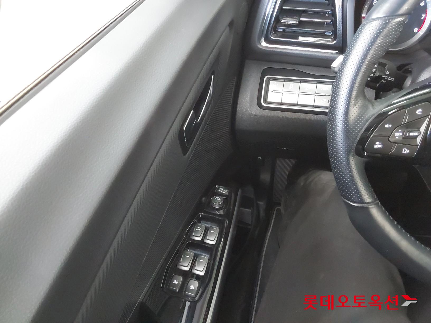 SsangYong Tivoli id 3633689 из Кореи 28