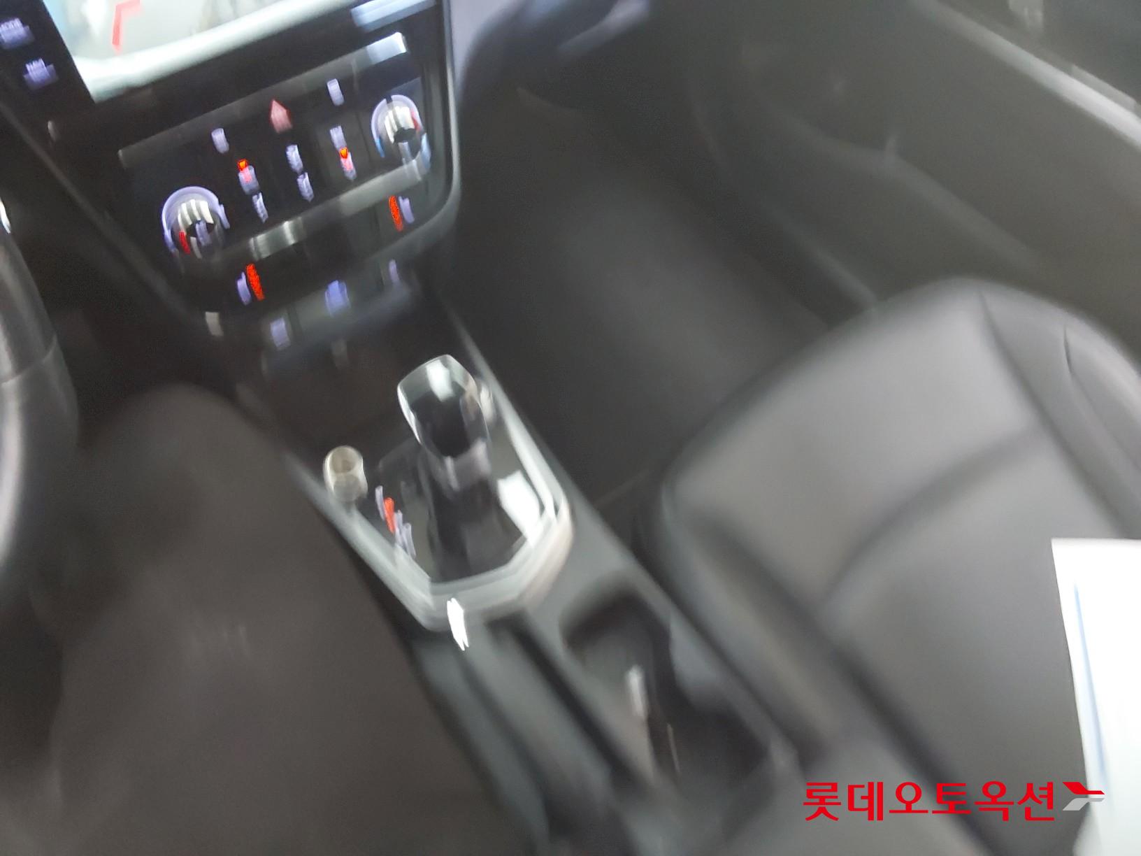 SsangYong Tivoli id 3633689 из Кореи 33