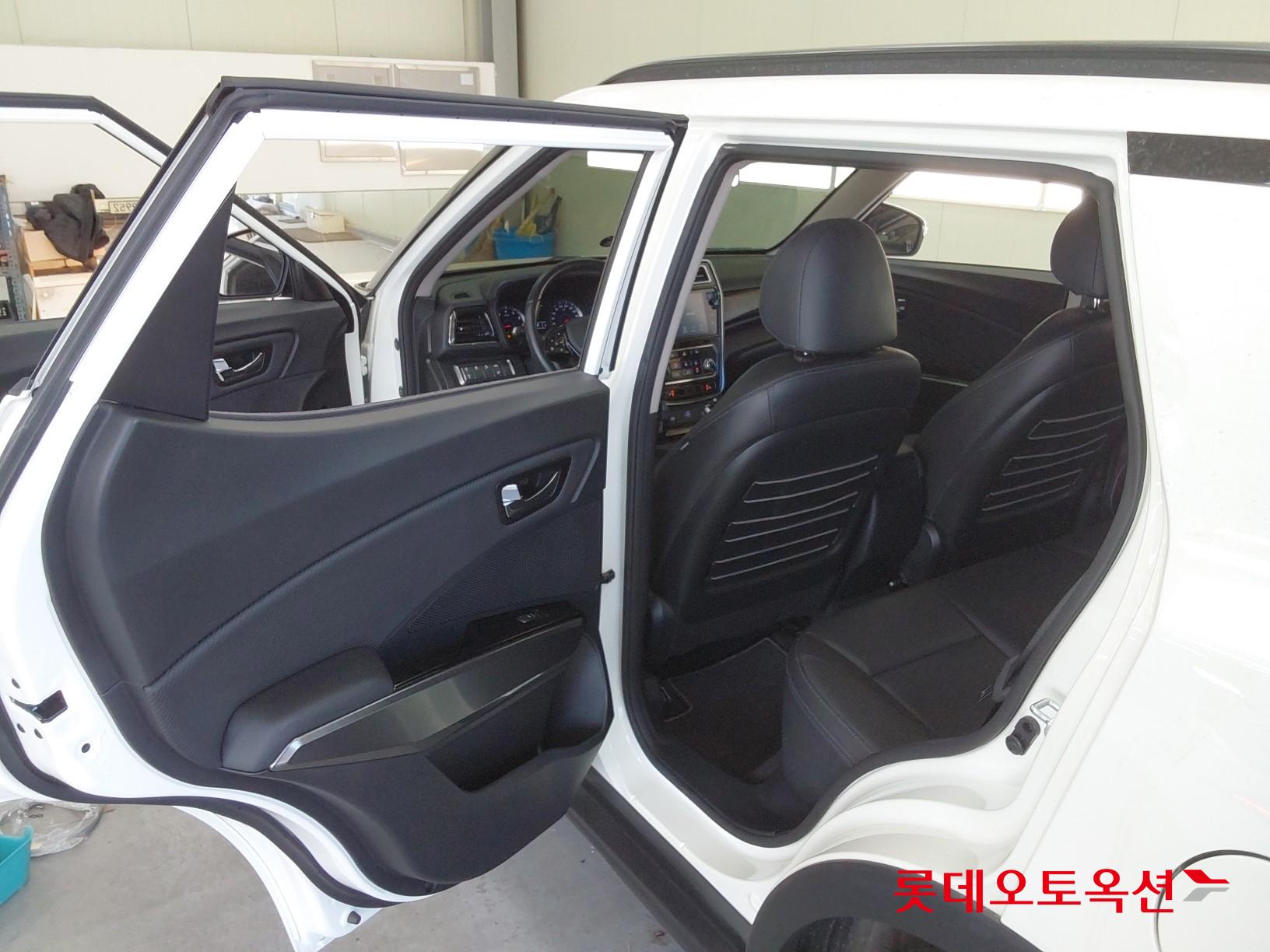 SsangYong Tivoli id 3633689 из Кореи 36