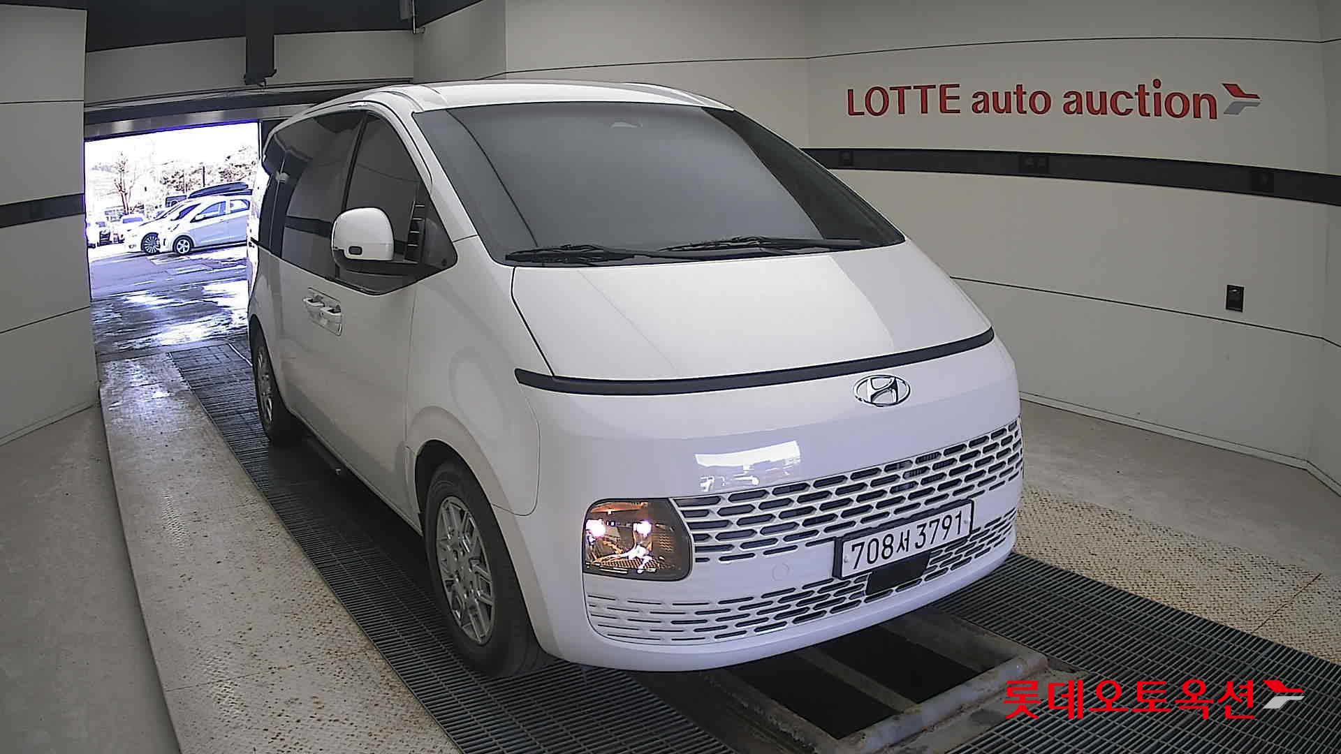 Hyundai Staria id 3633600 из Кореи 15