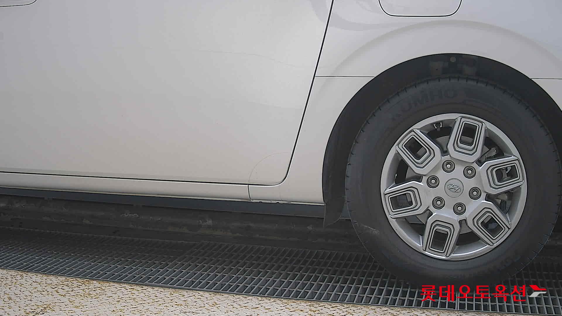 Hyundai Staria id 3633600 из Кореи 22