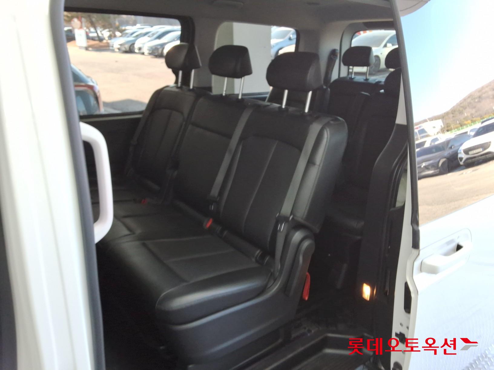 Hyundai Staria id 3633600 из Кореи 36