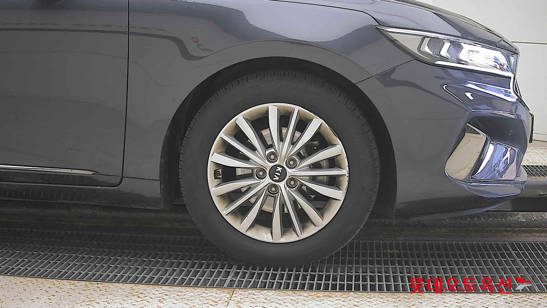 Kia K7 id 3633628 из Кореи 23