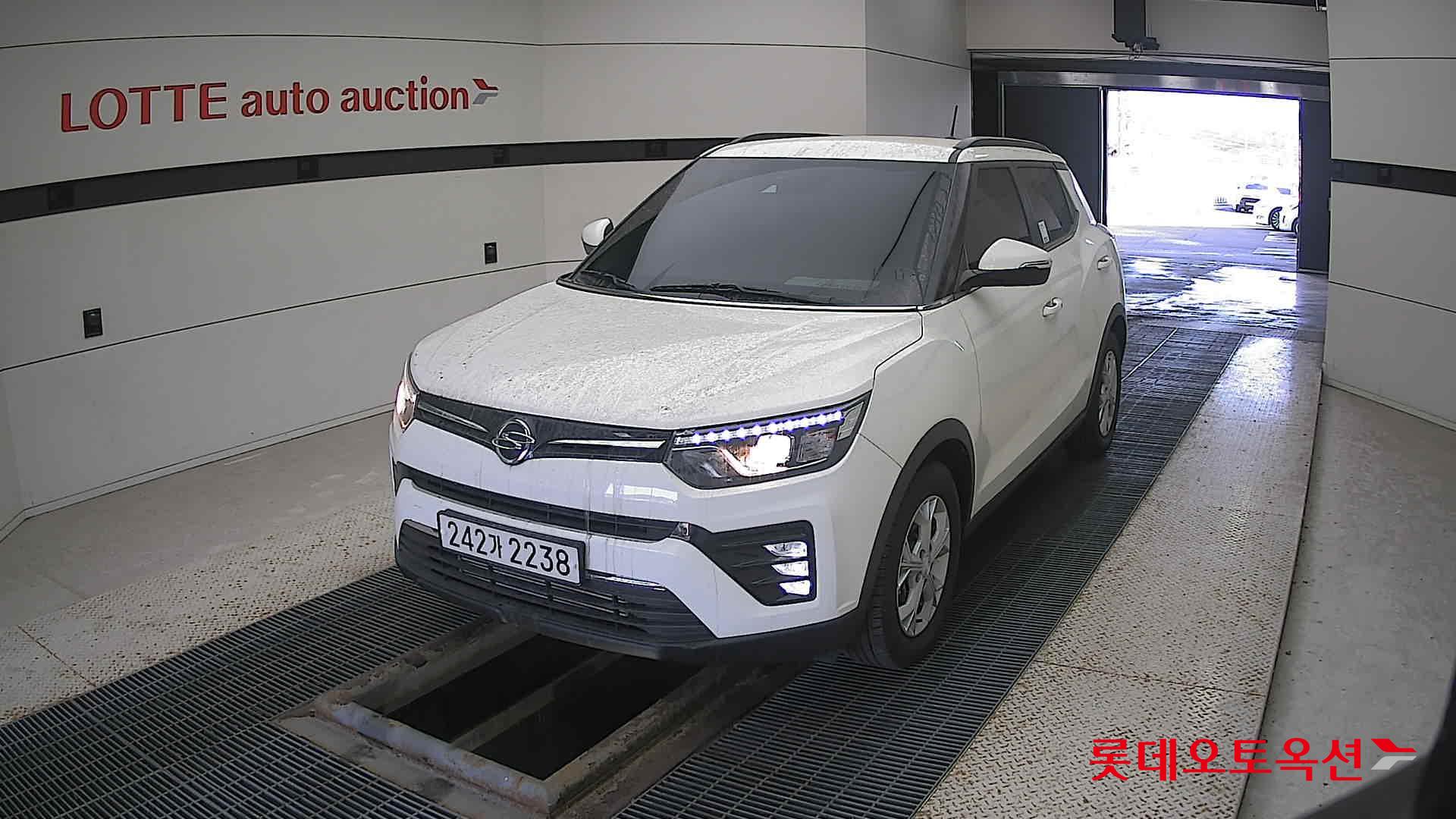 SsangYong Tivoli 2022 Grand White из Кореи