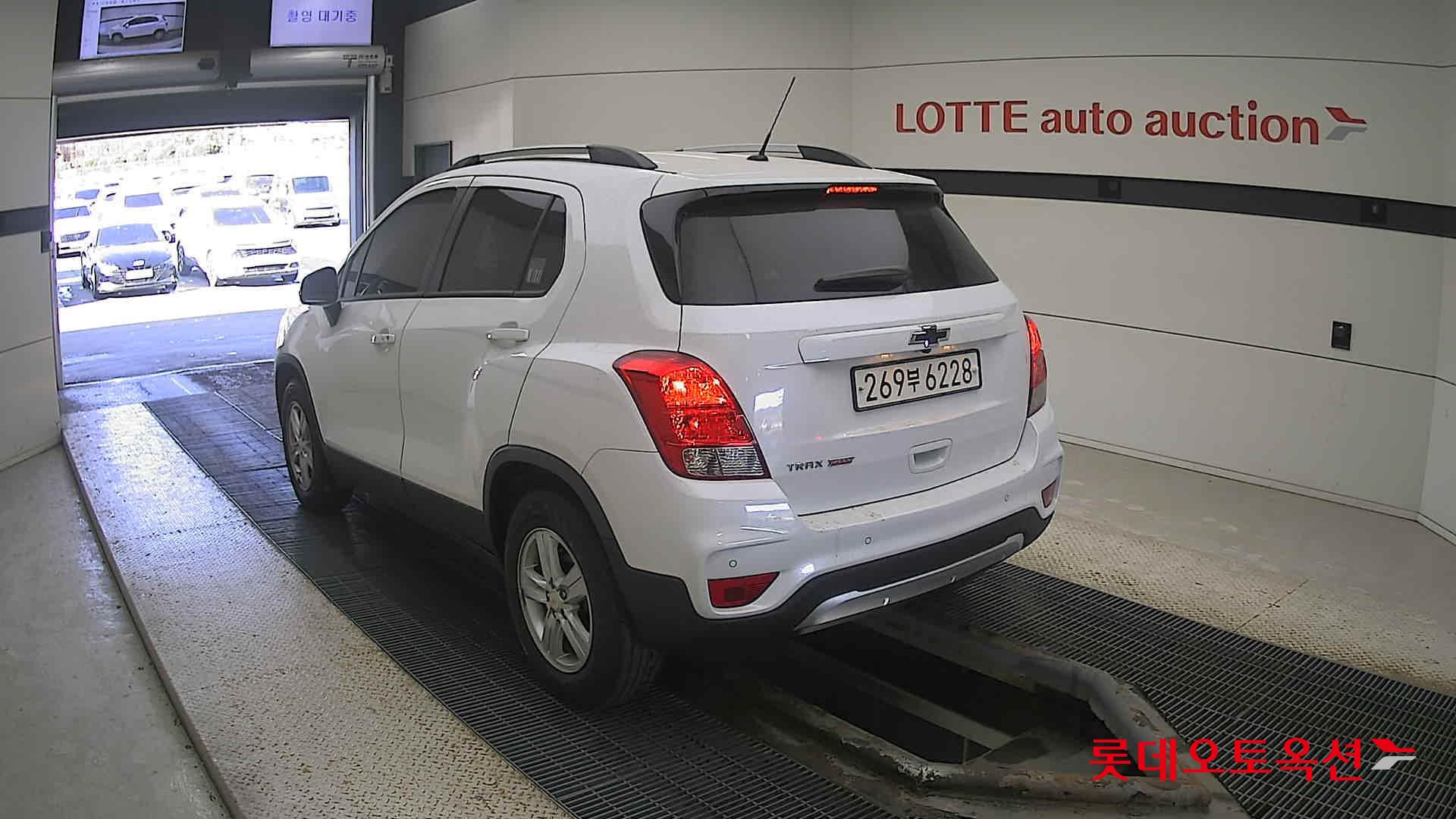 Korea G M Trax 1.4 2021 Snow White Pearl (optional) из Кореи, фото 6