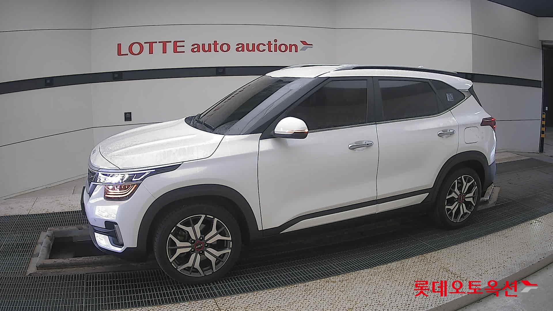 Kia Seltos id 3633619 из Кореи 12