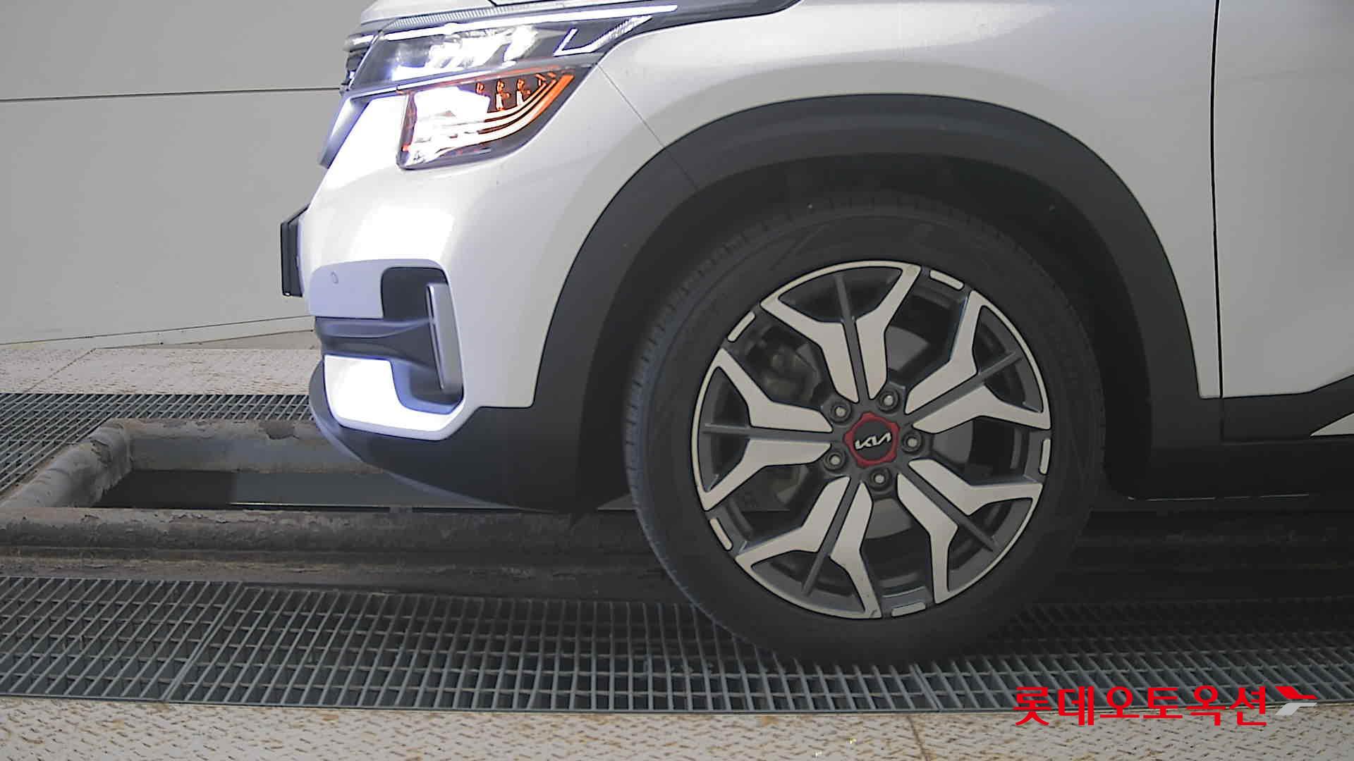 Kia Seltos id 3633619 из Кореи 21