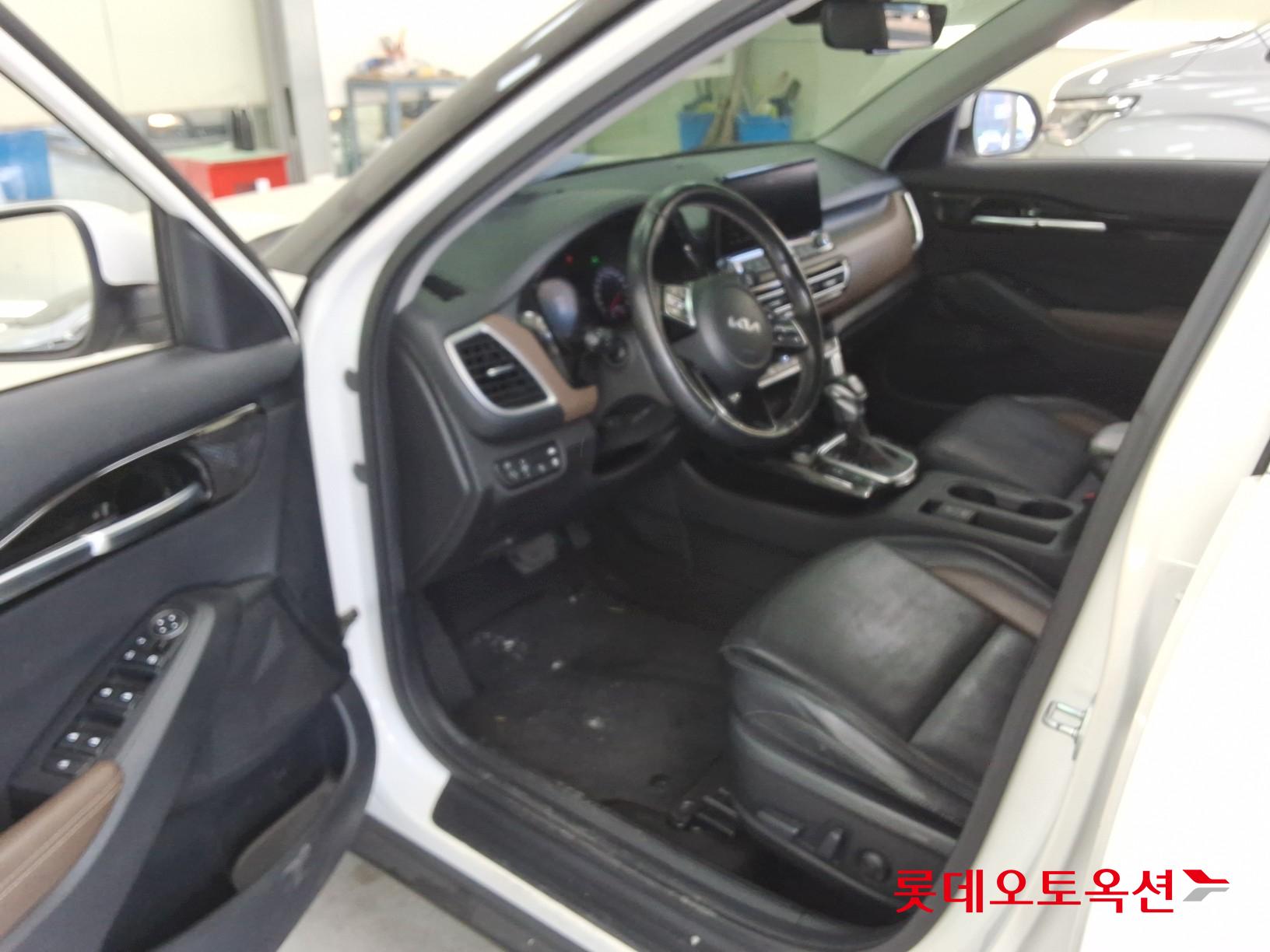 Kia Seltos id 3633619 из Кореи 34