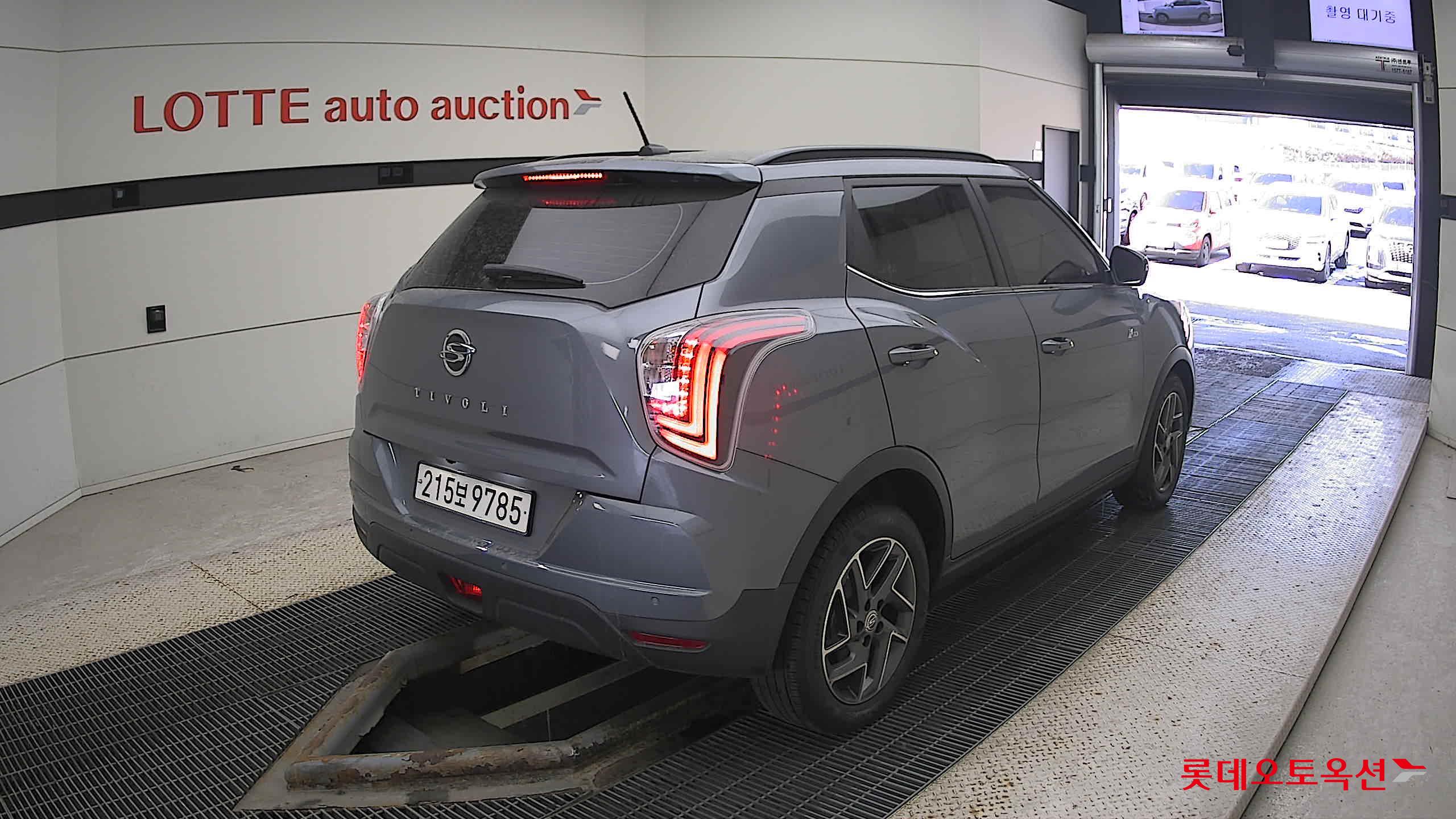 SsangYong Tivoli 2022 Platinum Gray из Кореи, фото 4