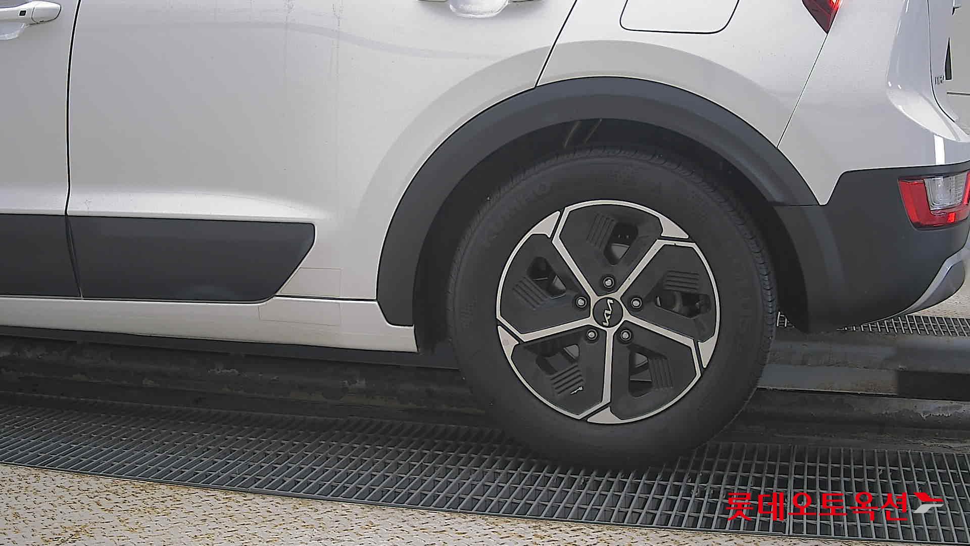 Kia Niro Hybrid id 3628815 из Кореи 22