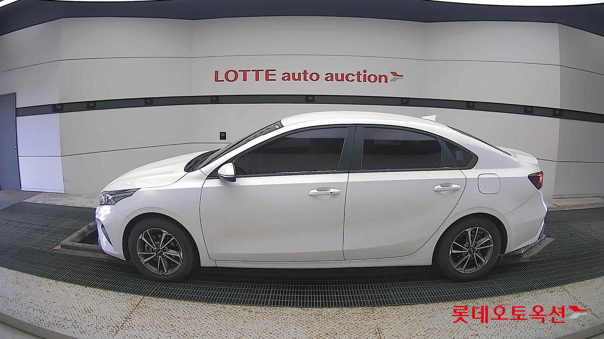 Kia K3 id 3628828 из Кореи 7