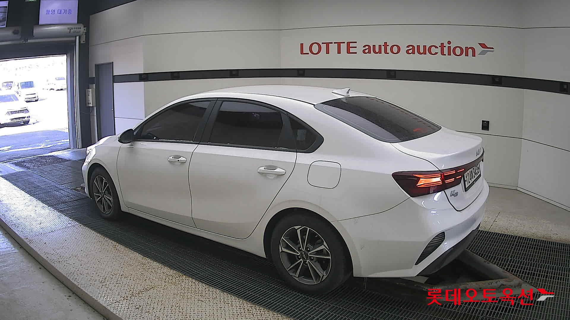 Kia K3 id 3628828 из Кореи 10