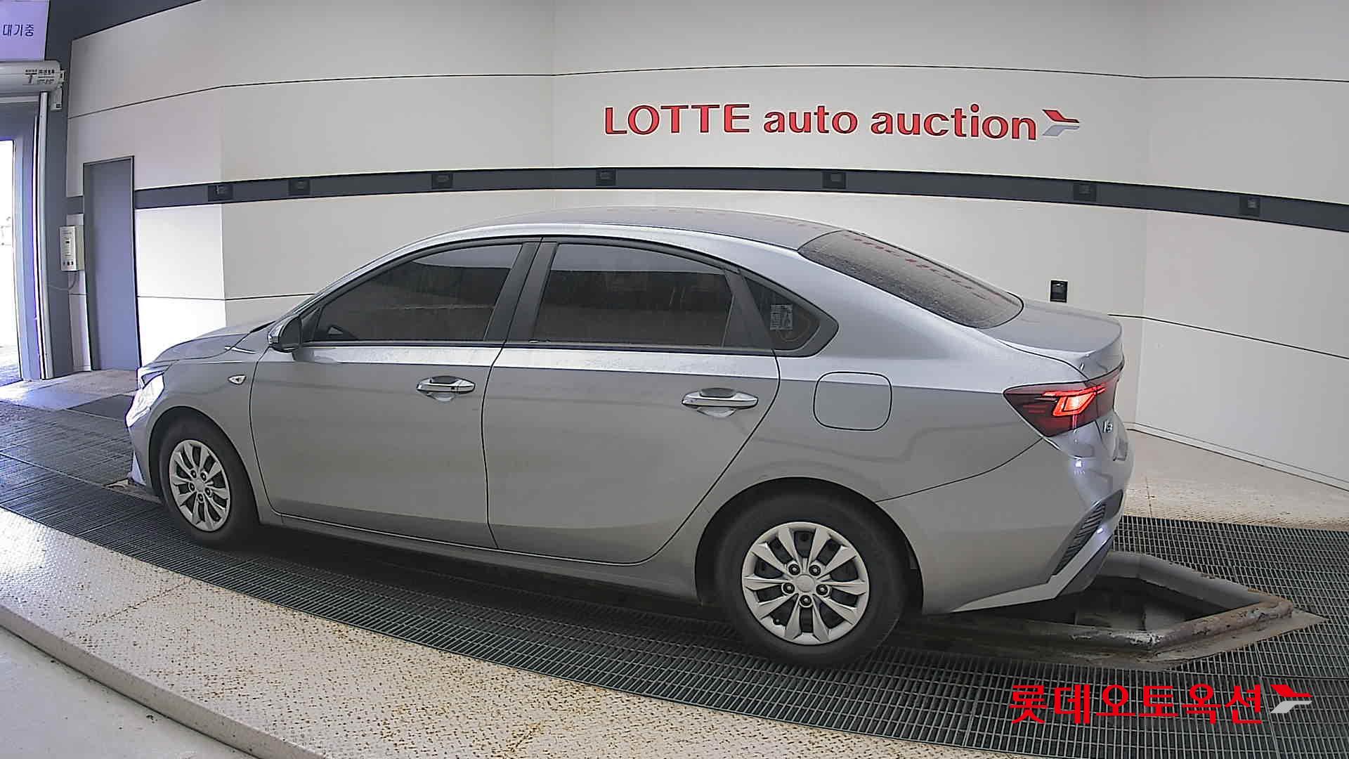 Kia K3 id 3628846 из Кореи 11