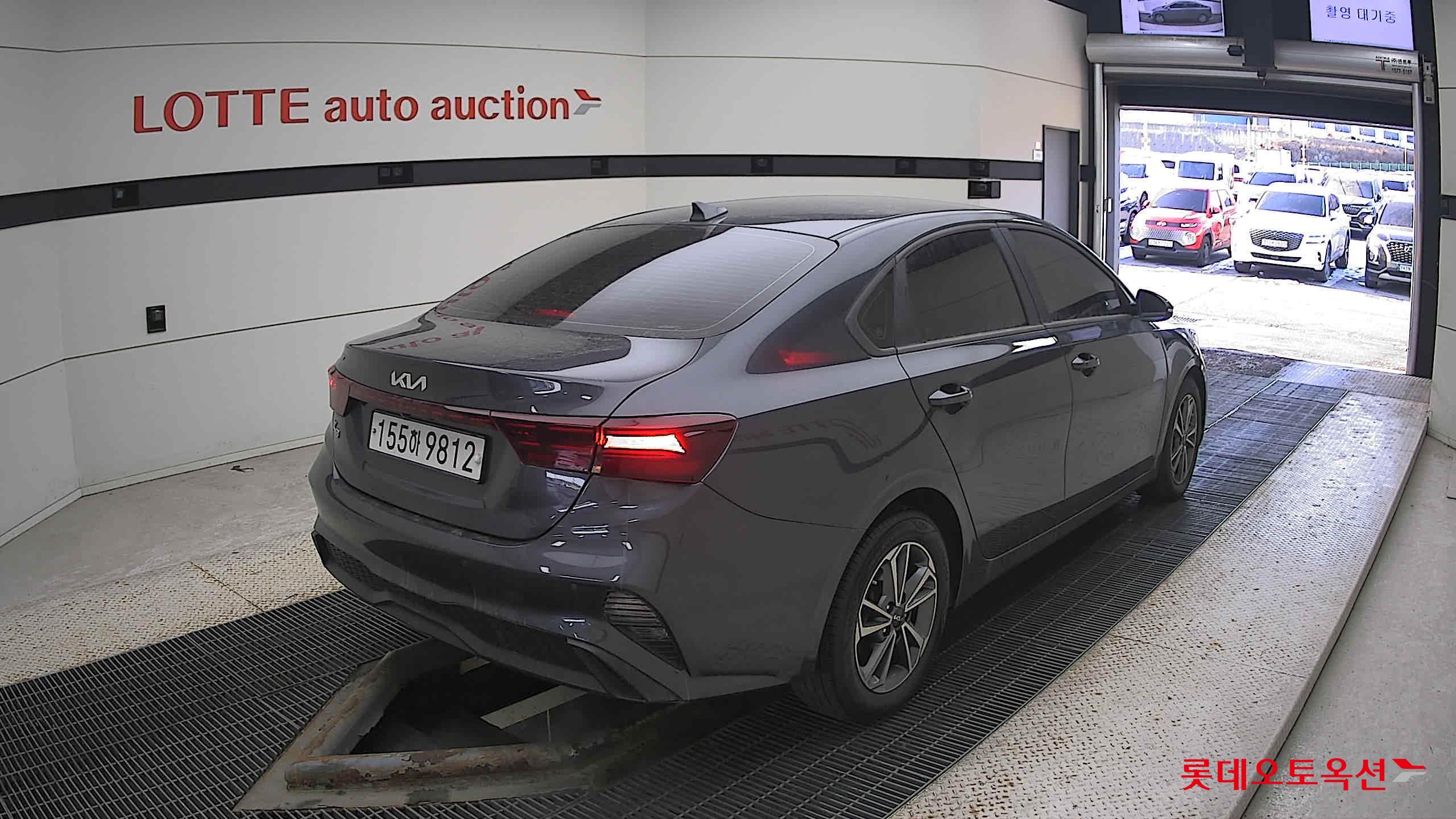 Kia K3 2022 Platinium Graphite из Кореи, фото 4