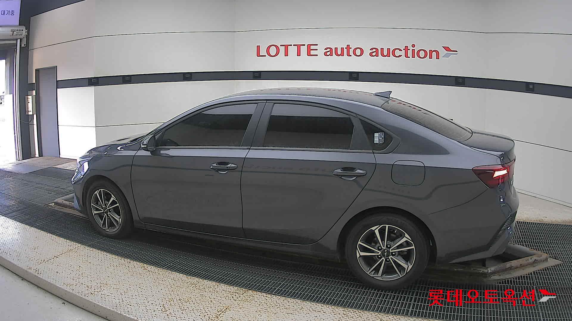 Kia K3 id 3628766 из Кореи 11