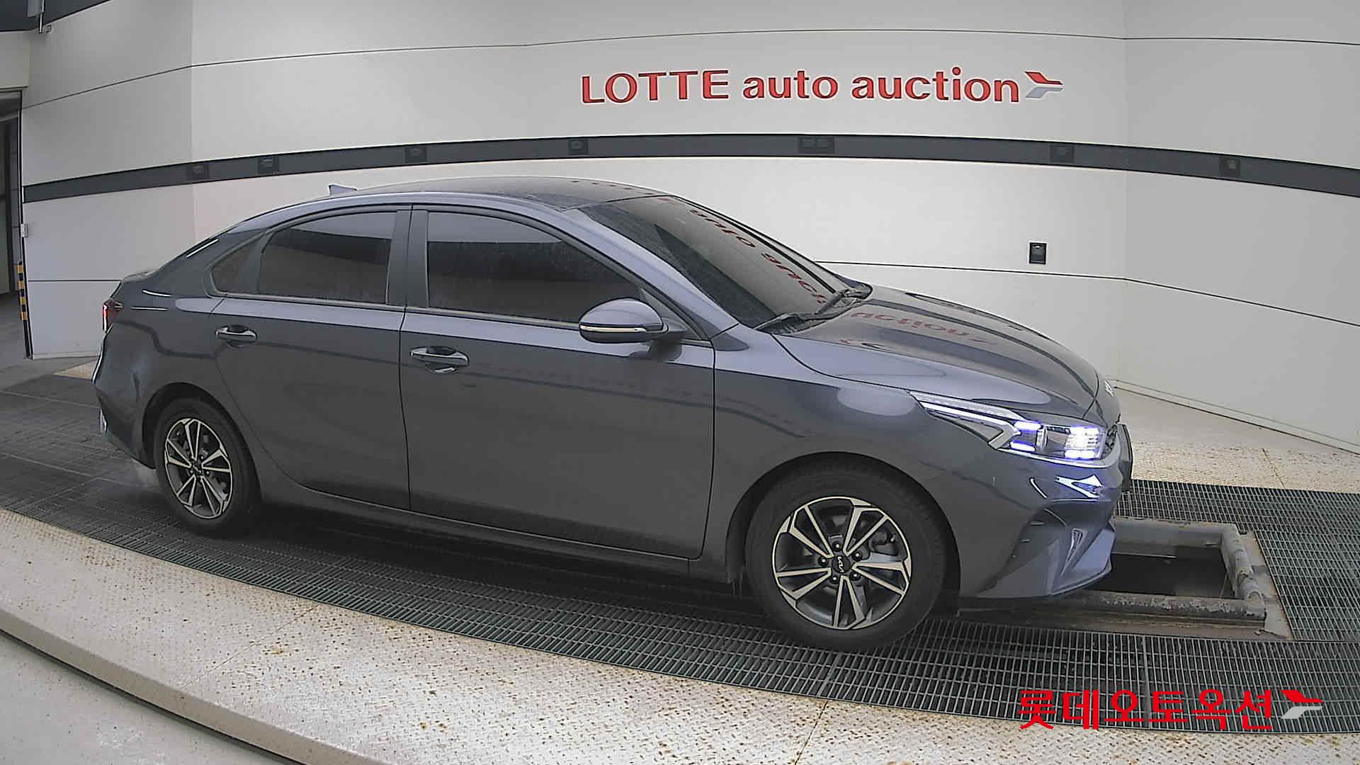 Kia K3 id 3628766 из Кореи 17