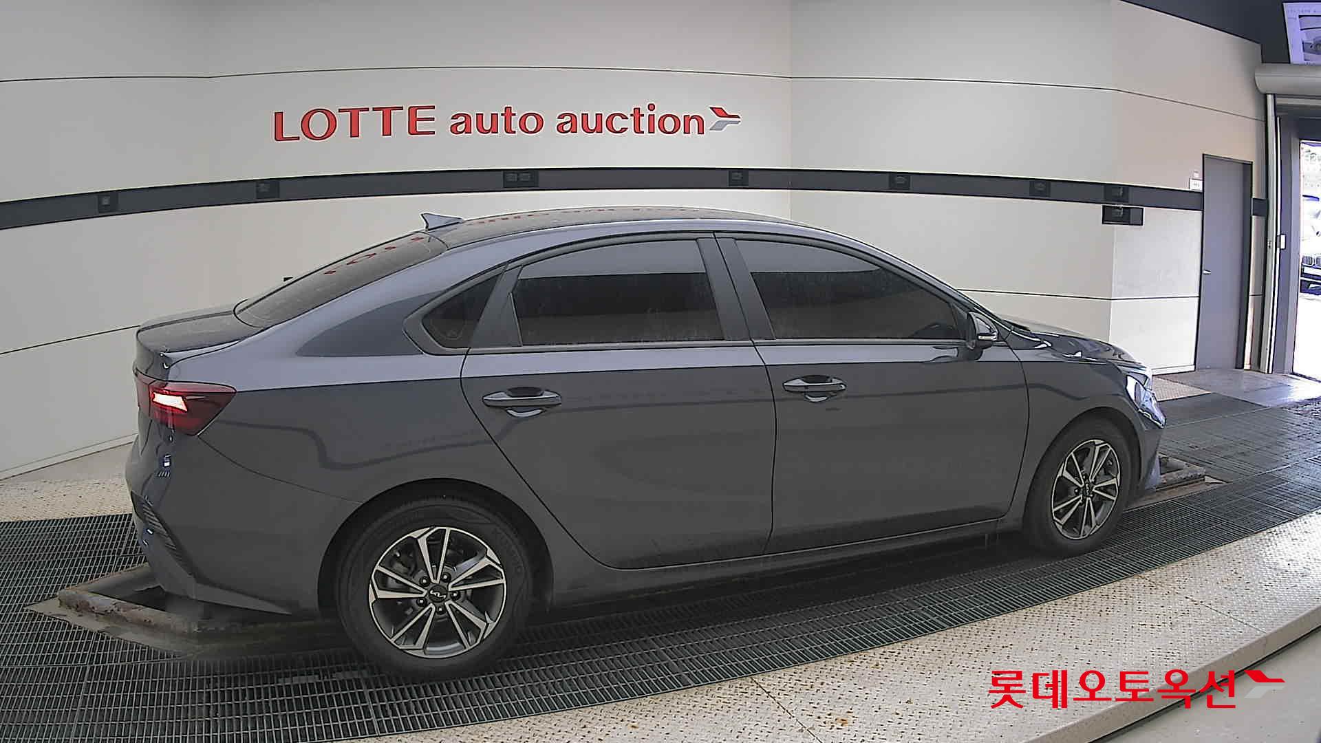 Kia K3 id 3628766 из Кореи 18