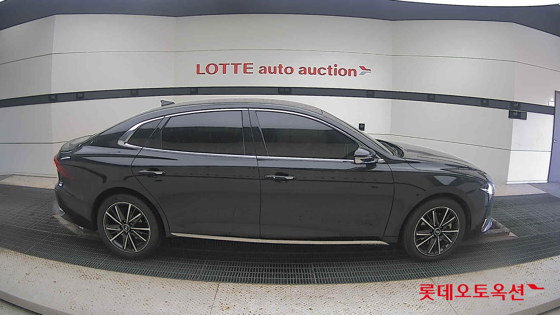 Hyundai Grandeur 2022 Midnight Black Pearl из Кореи, фото 3