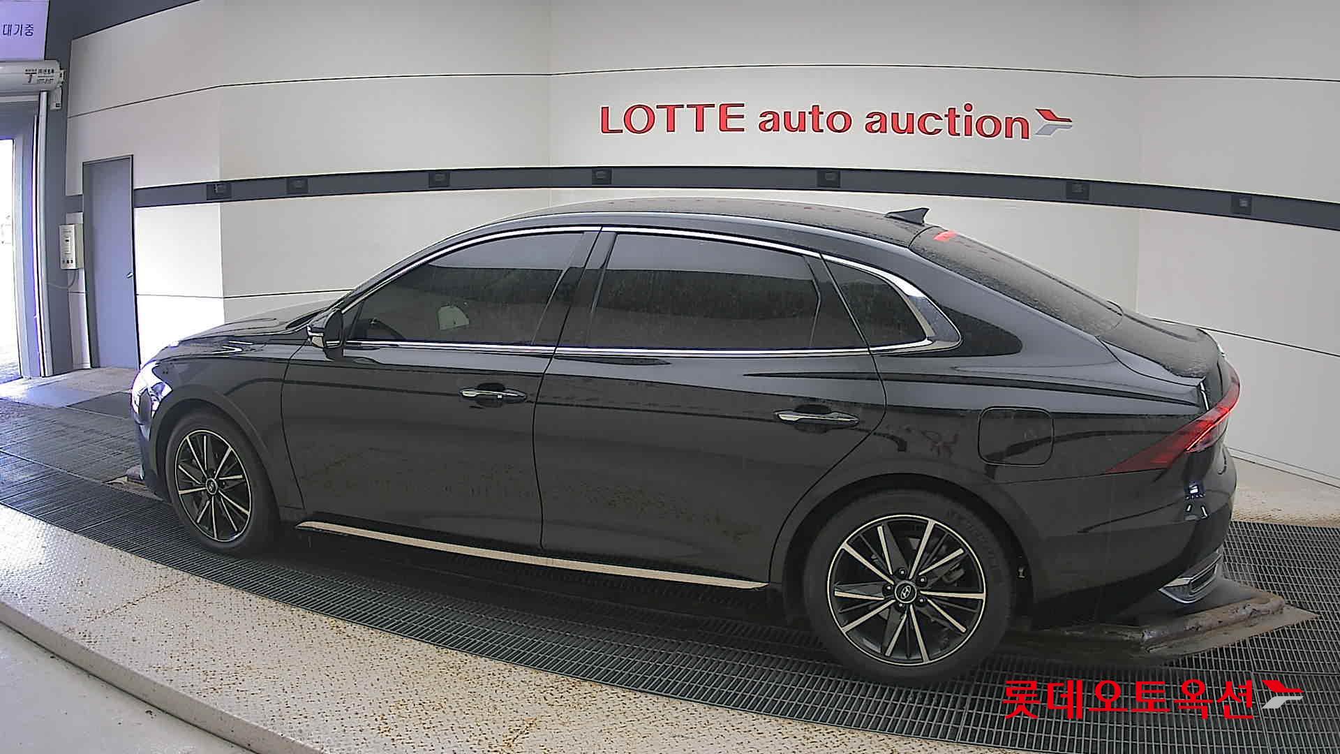 Hyundai Grandeur id 3628746 из Кореи 11