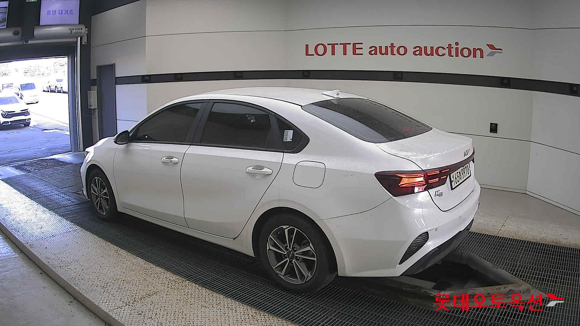 Kia K3 id 3633603 из Кореи 10