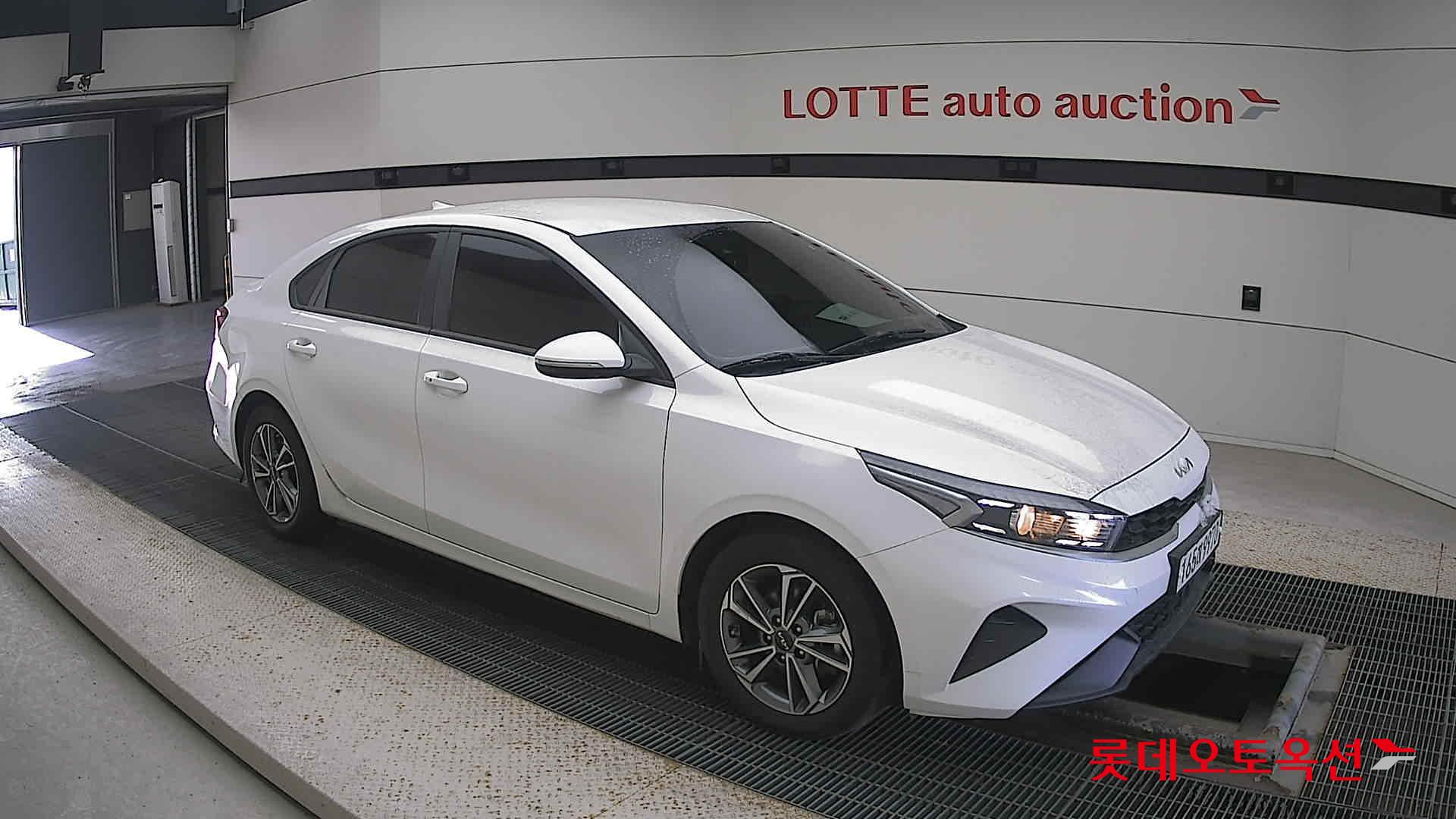 Kia K3 id 3633603 из Кореи 16