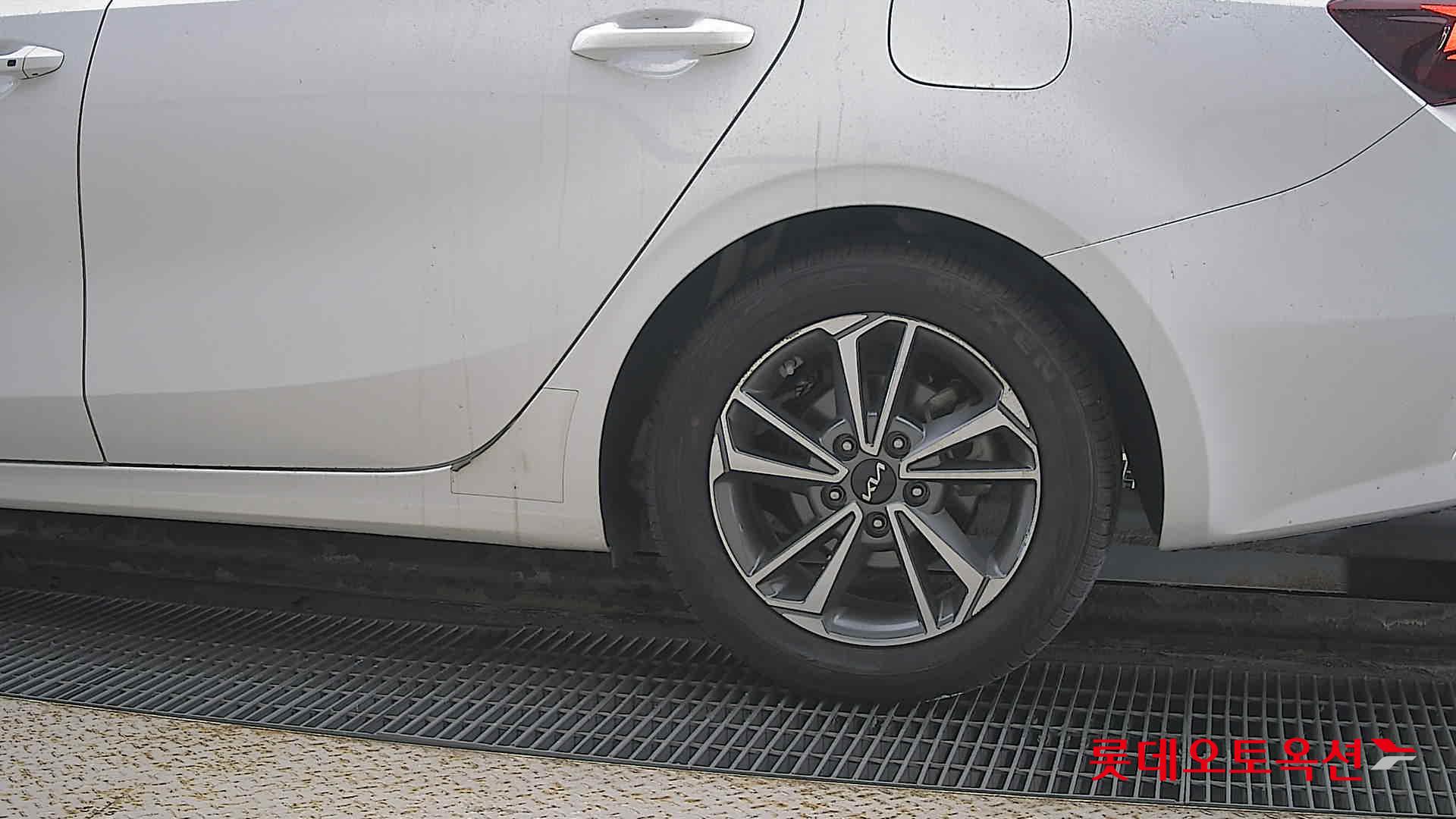 Kia K3 id 3633603 из Кореи 22