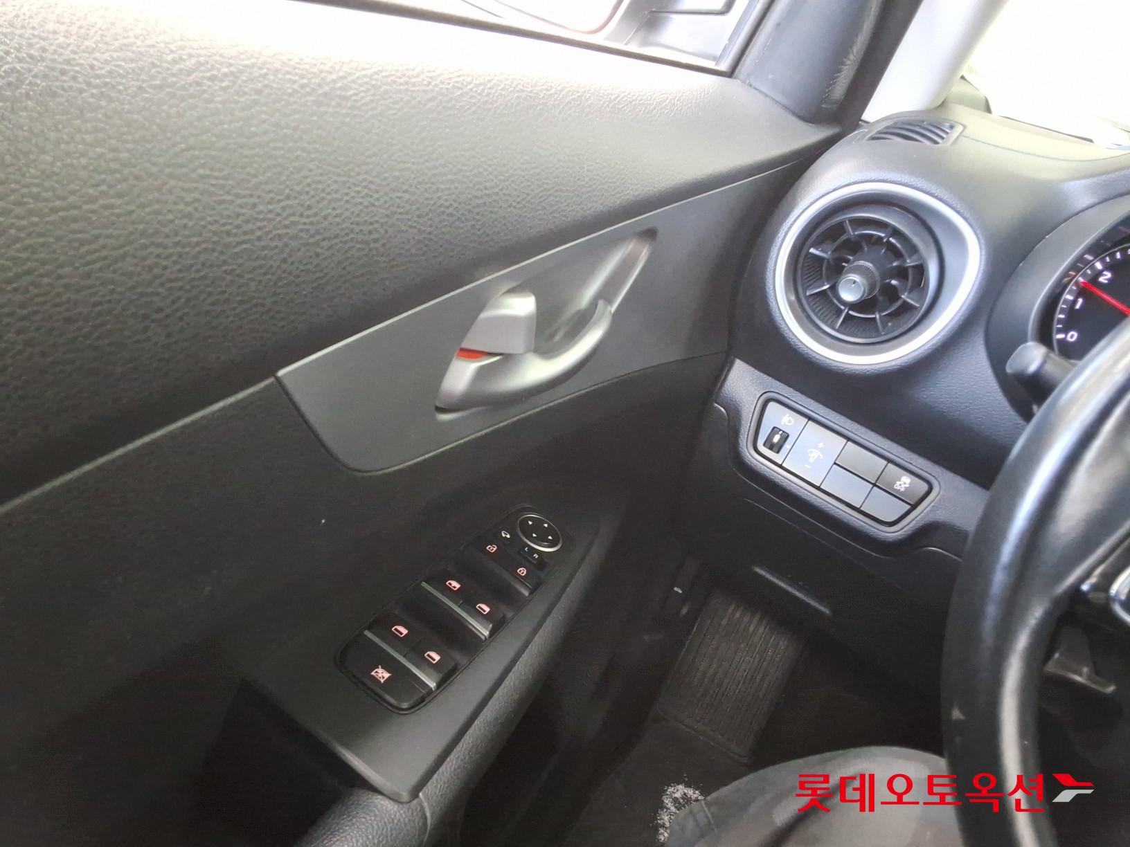 Kia K3 id 3633603 из Кореи 28