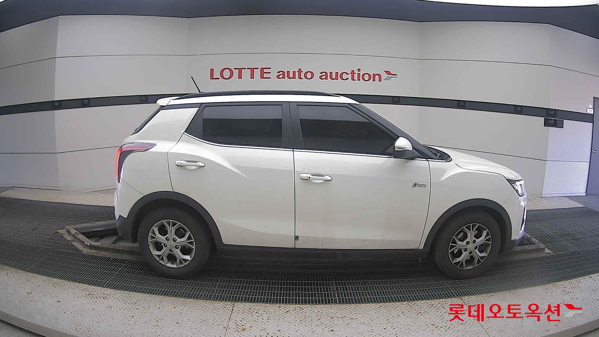 SsangYong Tivoli 2021 Grand White из Кореи, фото 3