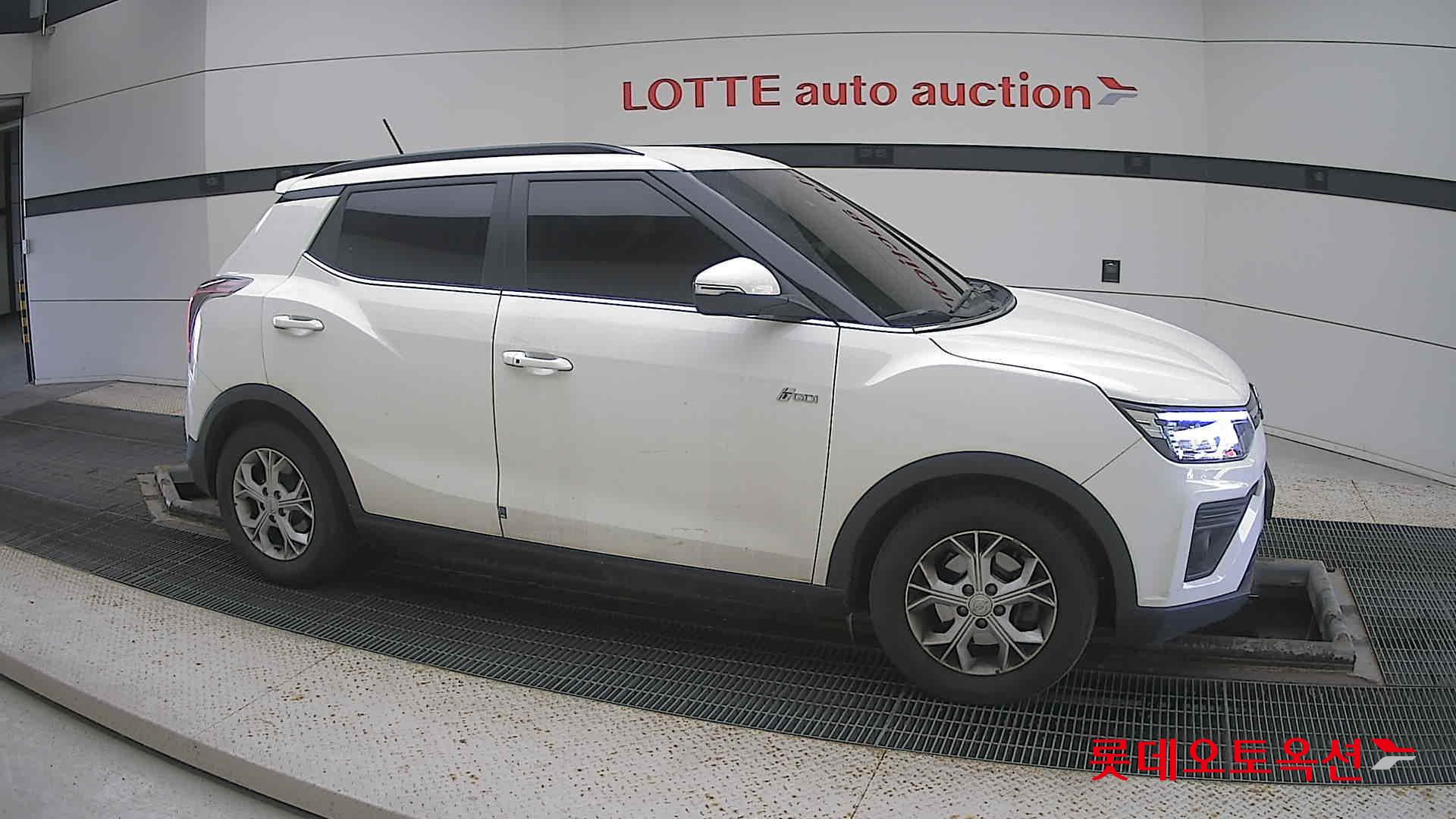 SsangYong Tivoli id 3628873 из Кореи 17