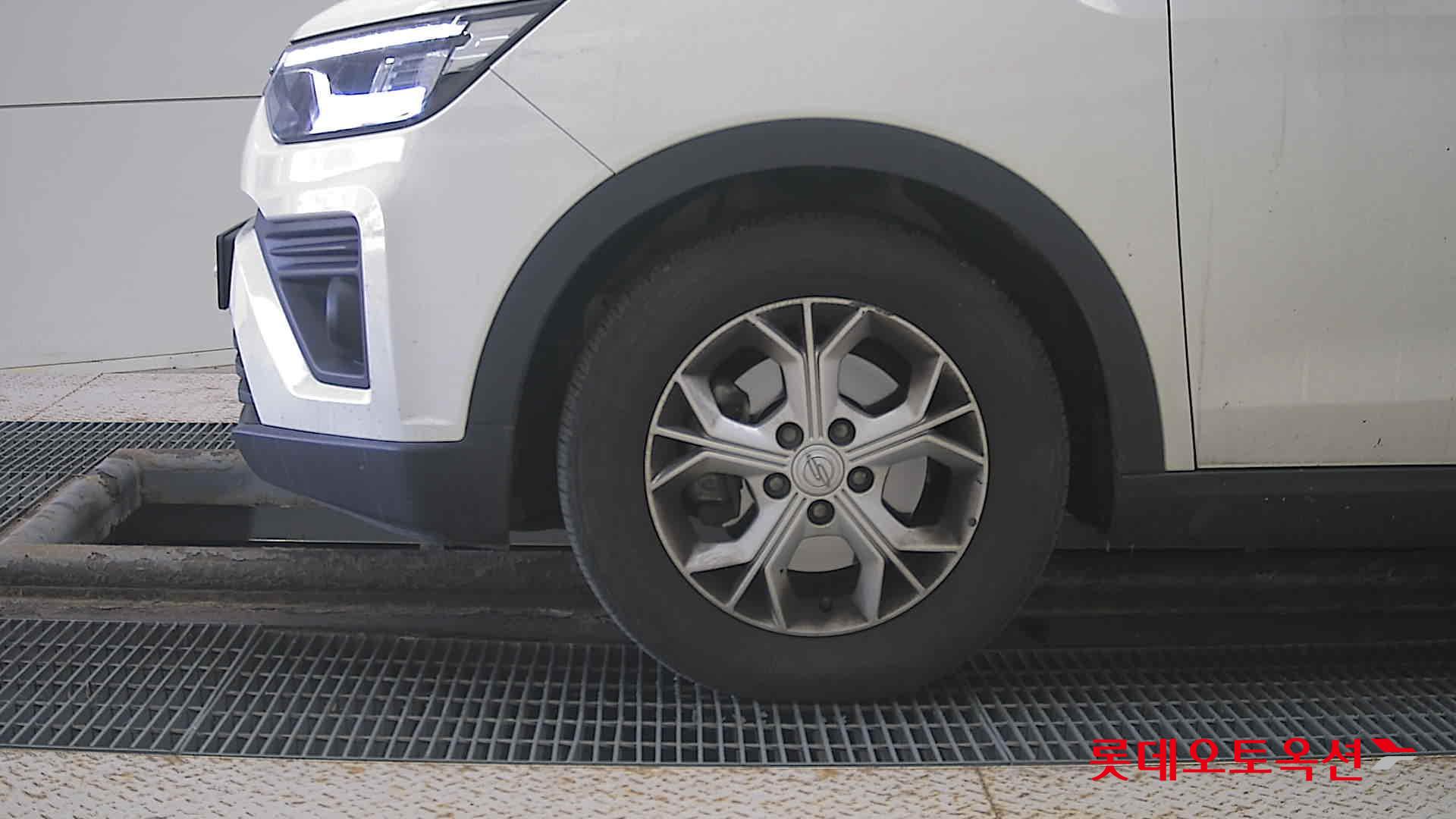 SsangYong Tivoli id 3628873 из Кореи 21