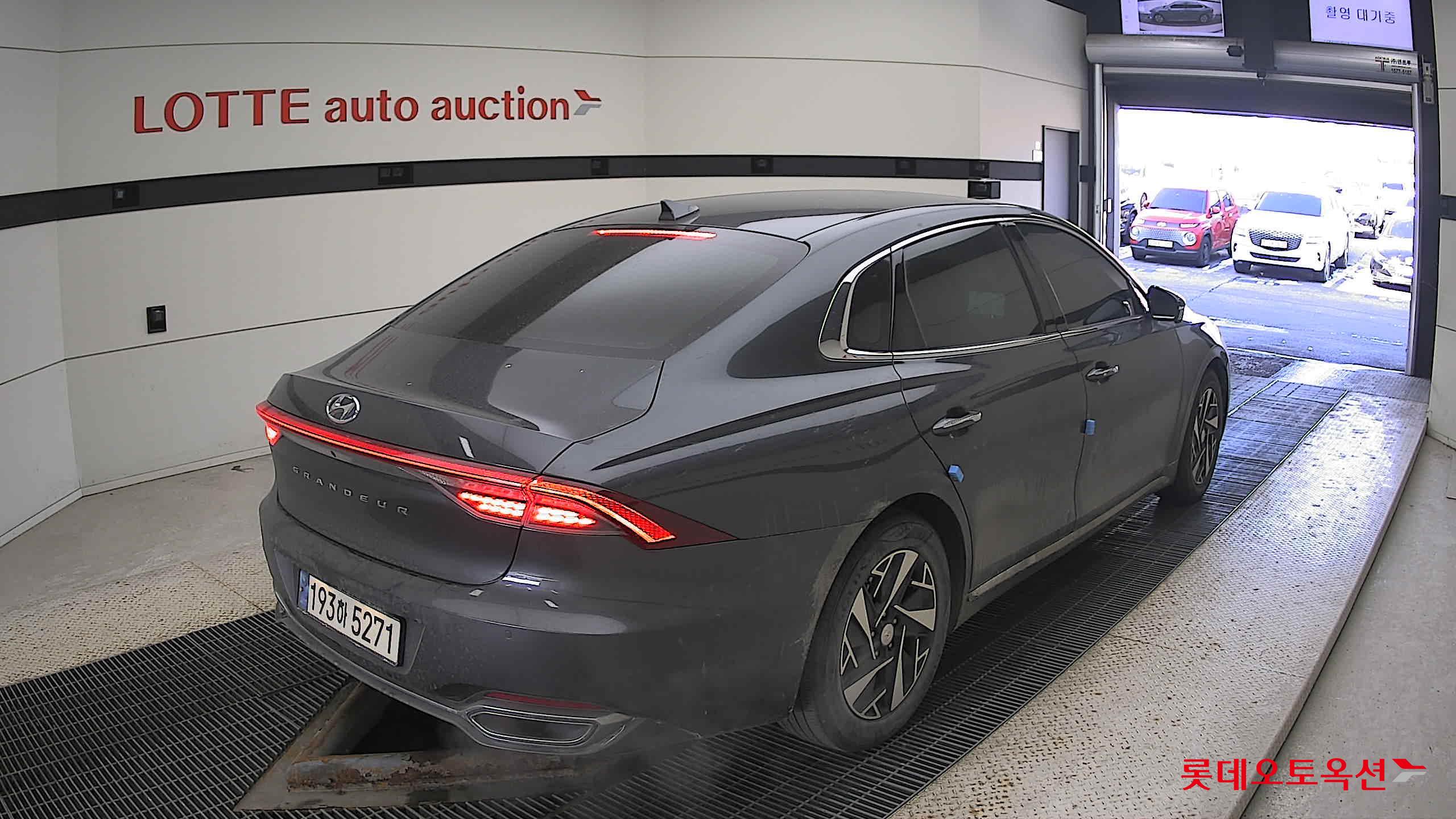 Hyundai Grandeur Hybrid 2022 Nocturne Grey Metallic из Кореи, фото 4