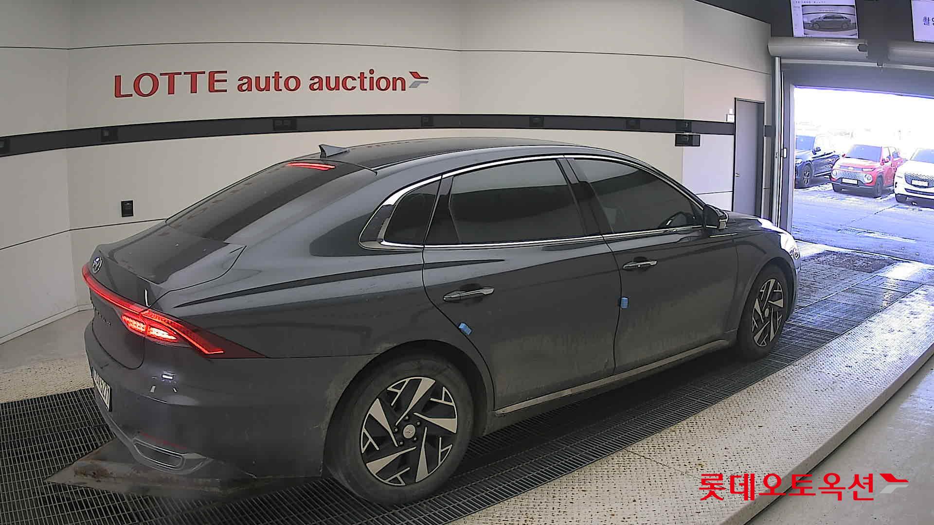 Hyundai Grandeur Hybrid id 3633552 из Кореи 19