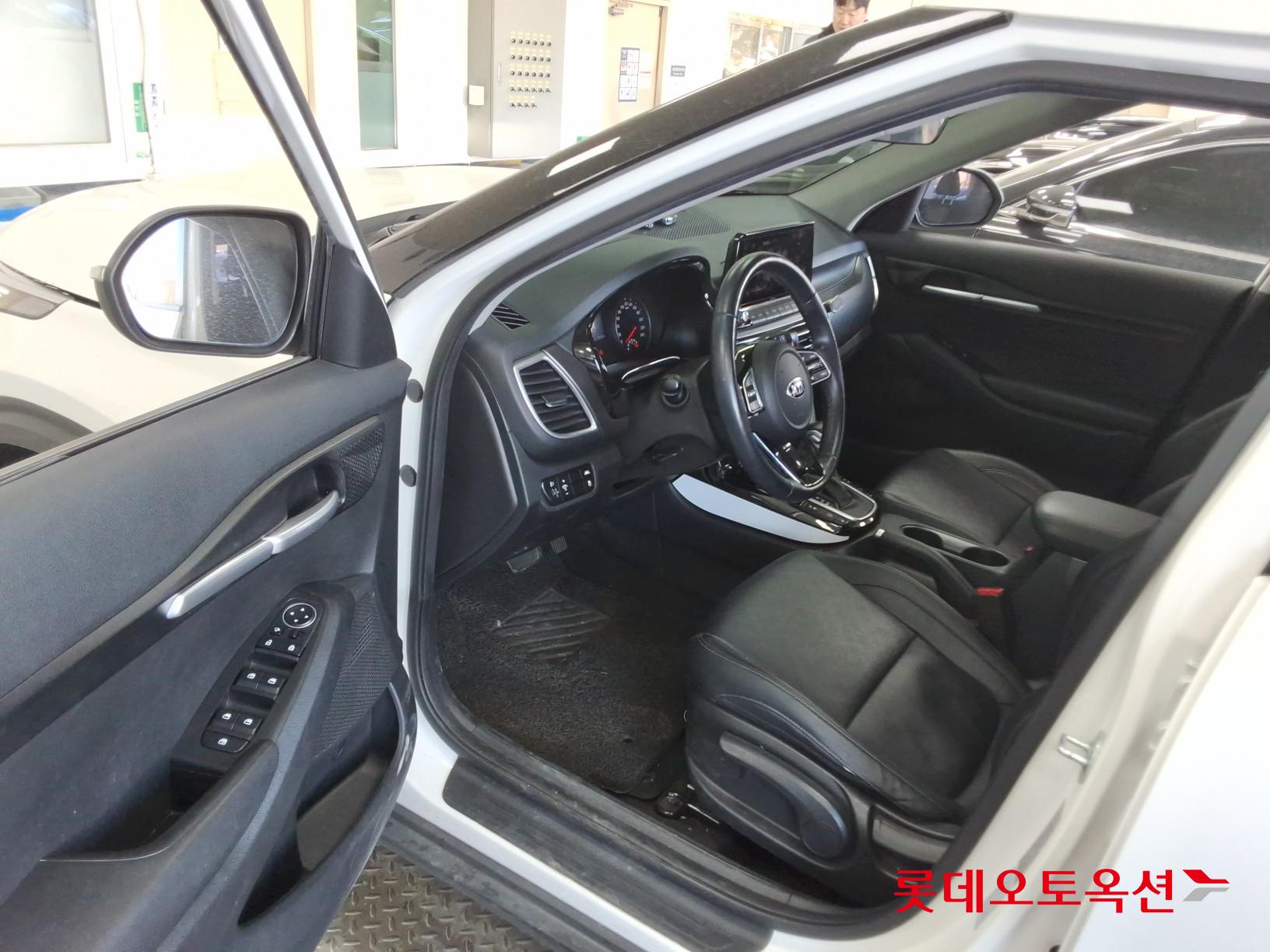 Kia Seltos id 3633656 из Кореи 34