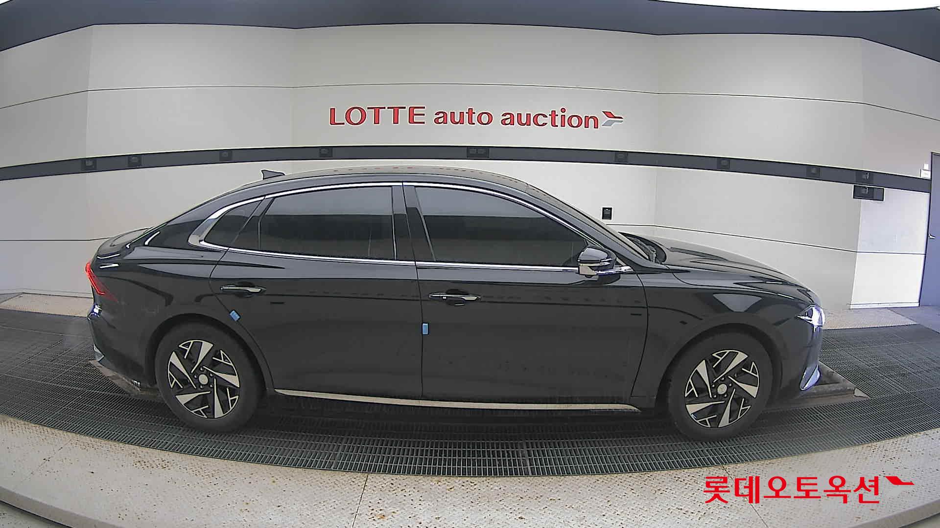 Hyundai Grandeur Hybrid 2023 Midnight Black Pearl из Кореи, фото 3