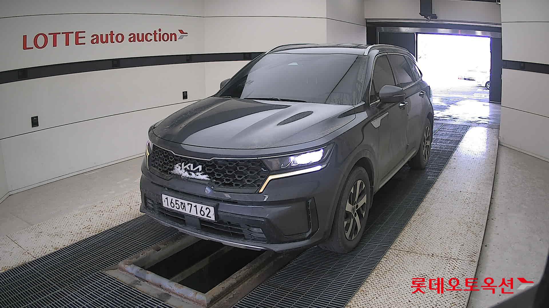 Kia Sorento 2022 Platinium Graphite из Кореи
