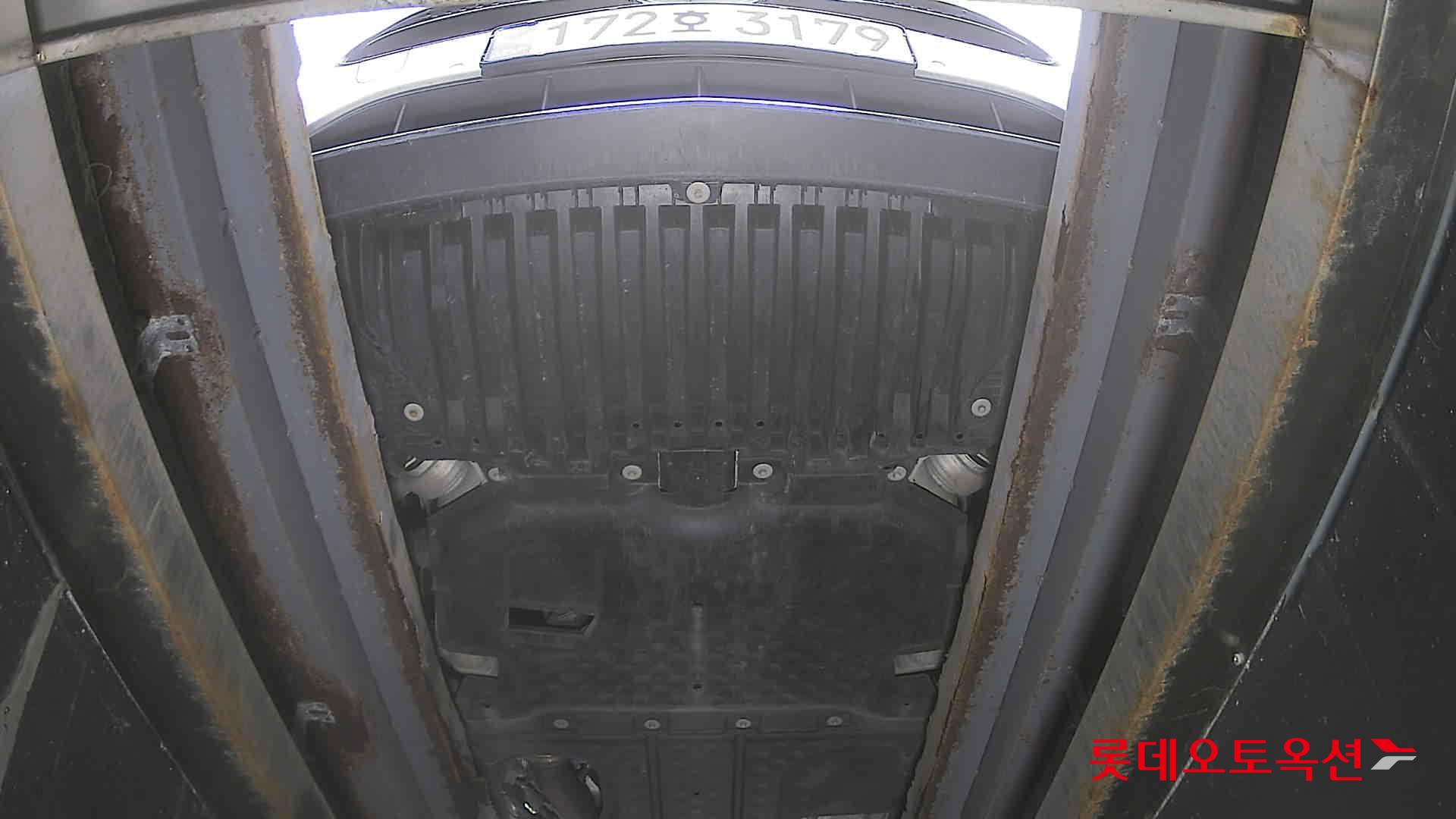 2022 - Mercedes-Benz E220