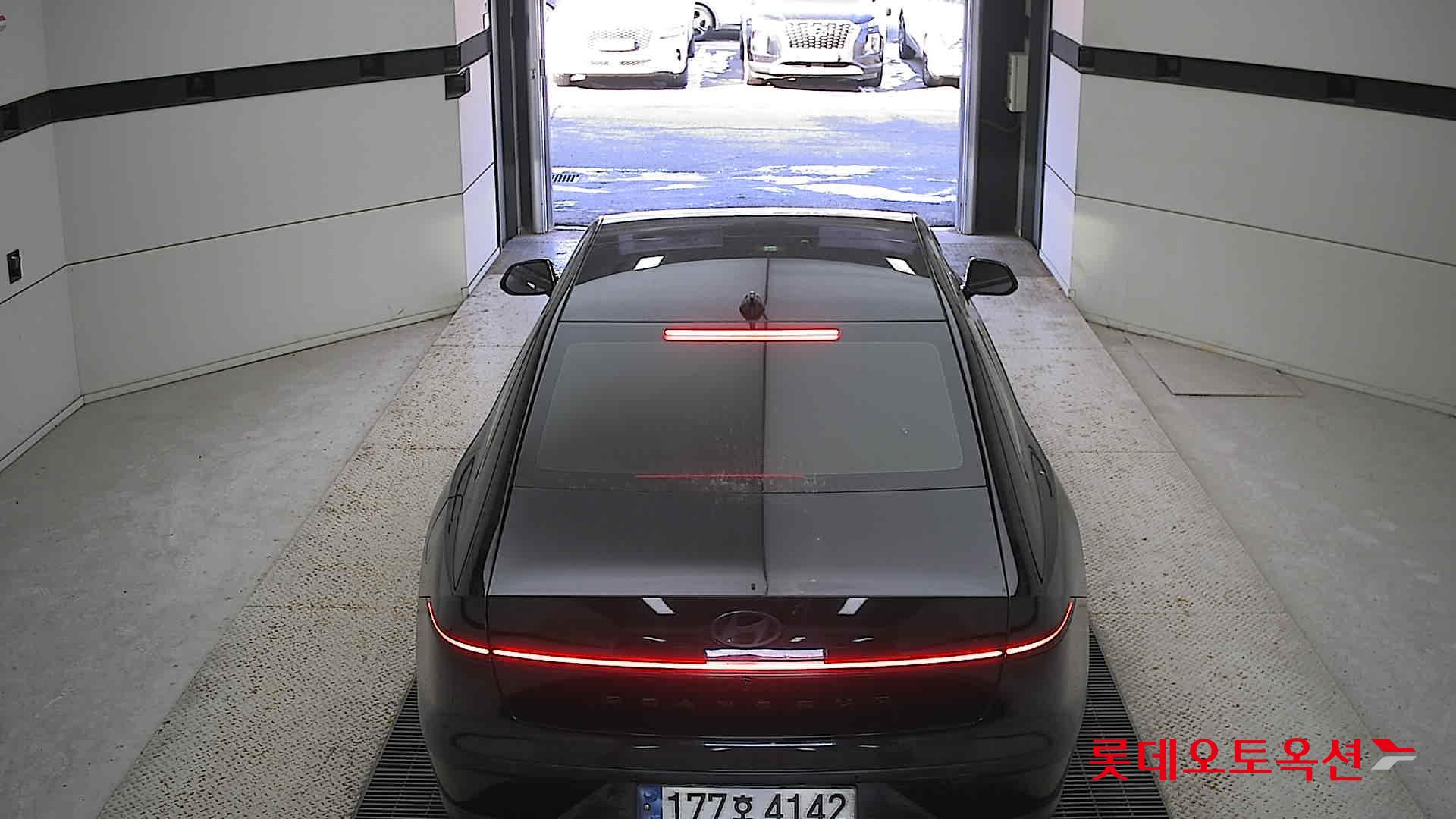 Hyundai Grandeur Hybrid 2023 Abyss Black Pearl из Кореи, фото 5