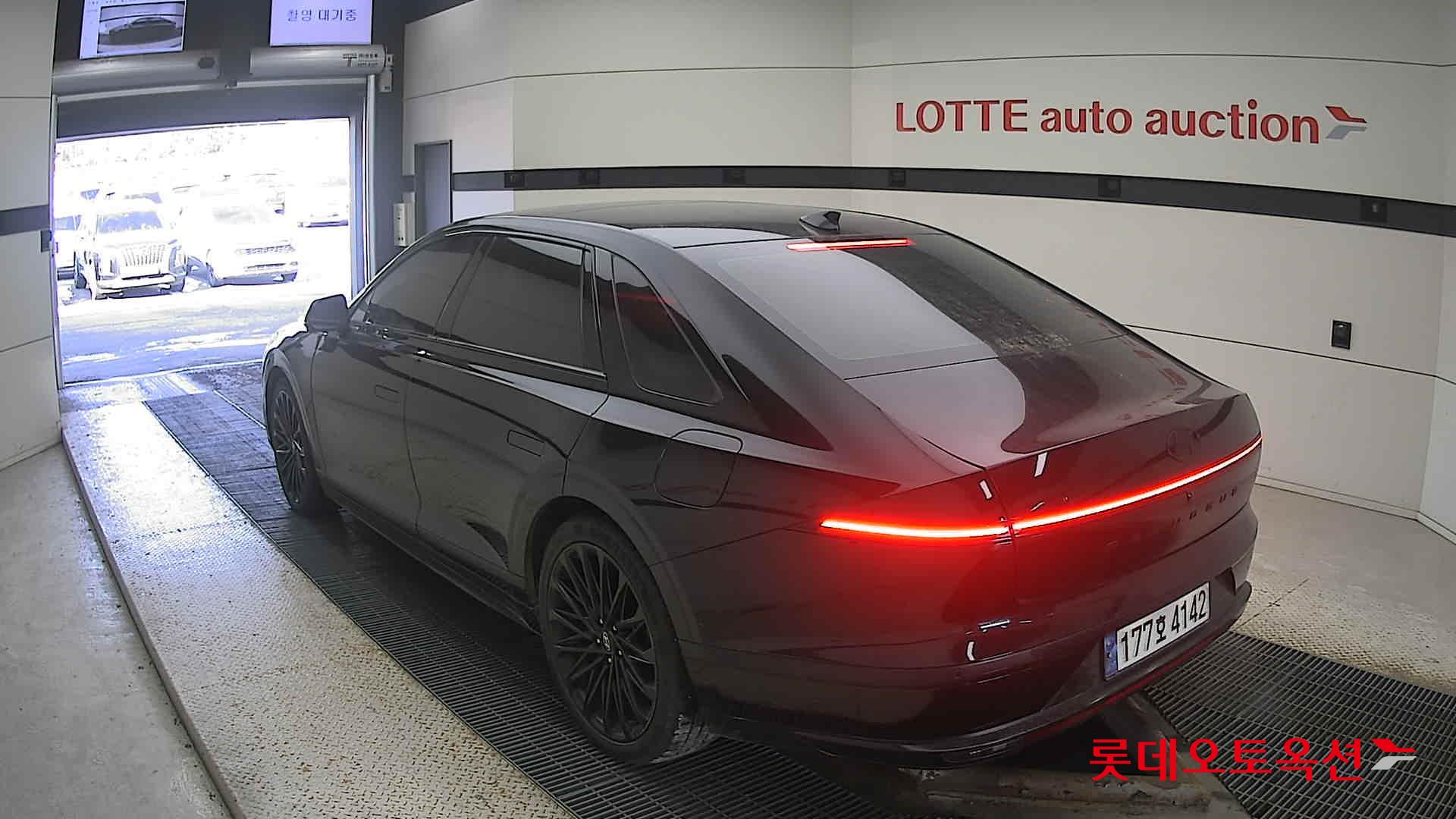 Hyundai Grandeur Hybrid 2023 Abyss Black Pearl из Кореи, фото 6